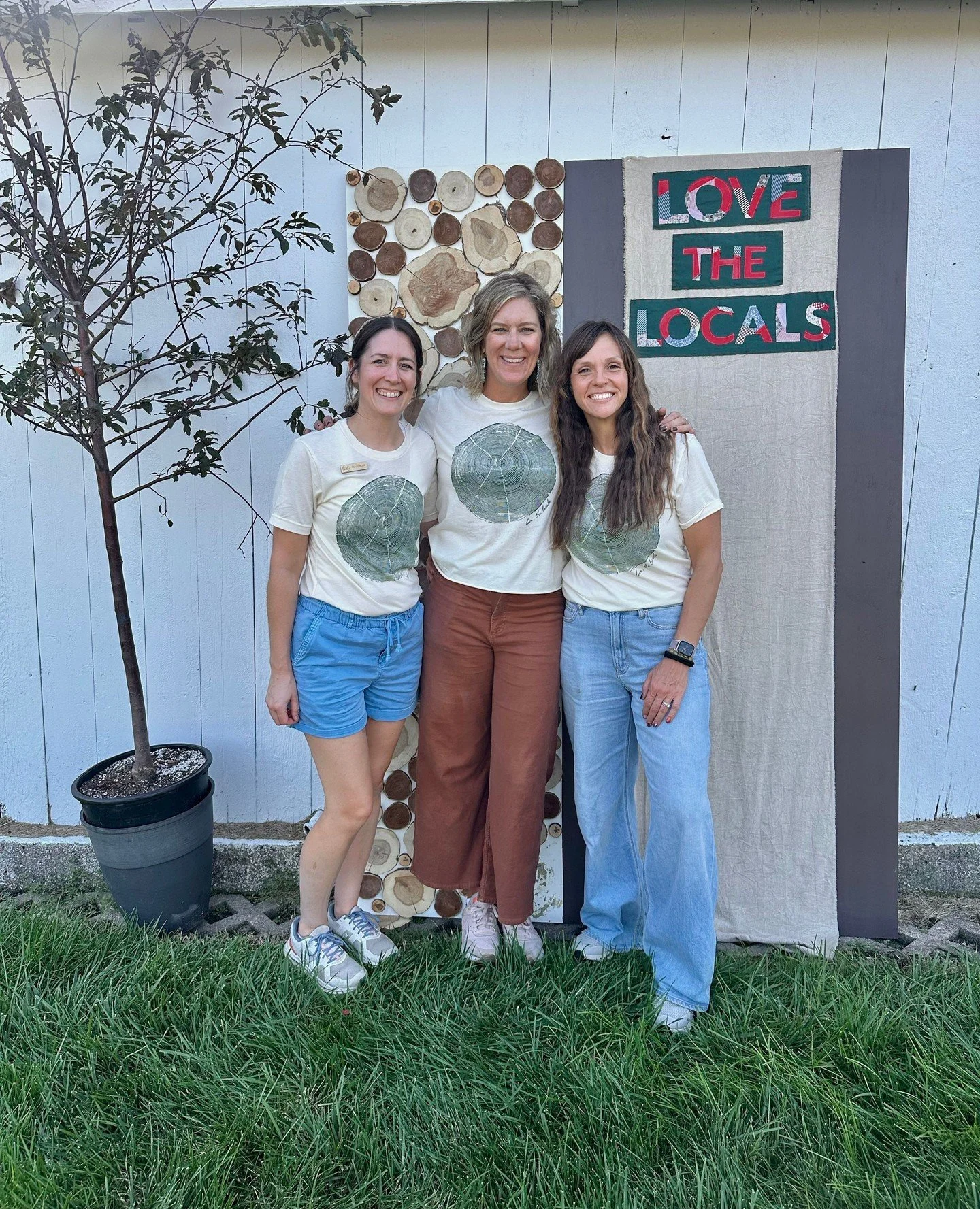 Thank you!! ⁠
⁠
Big thanks to everyone who shopped and enjoyed their time in the historic barns at Arbor Day Farm. We are so grateful that you chose to come and shop from these small businesses. This was our 5th year as a part of the AppleJack festiv