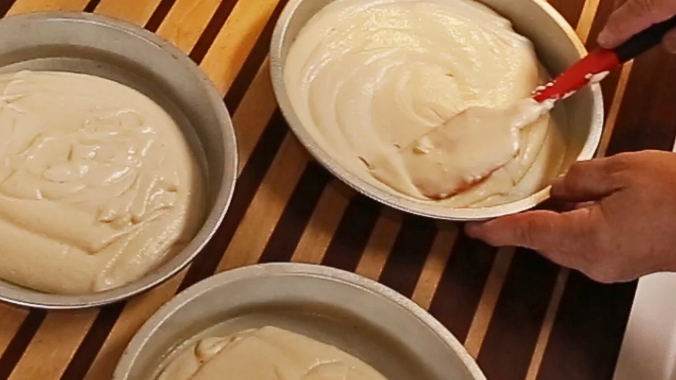 White Cake Recipe Tutorial#17-1.jpg