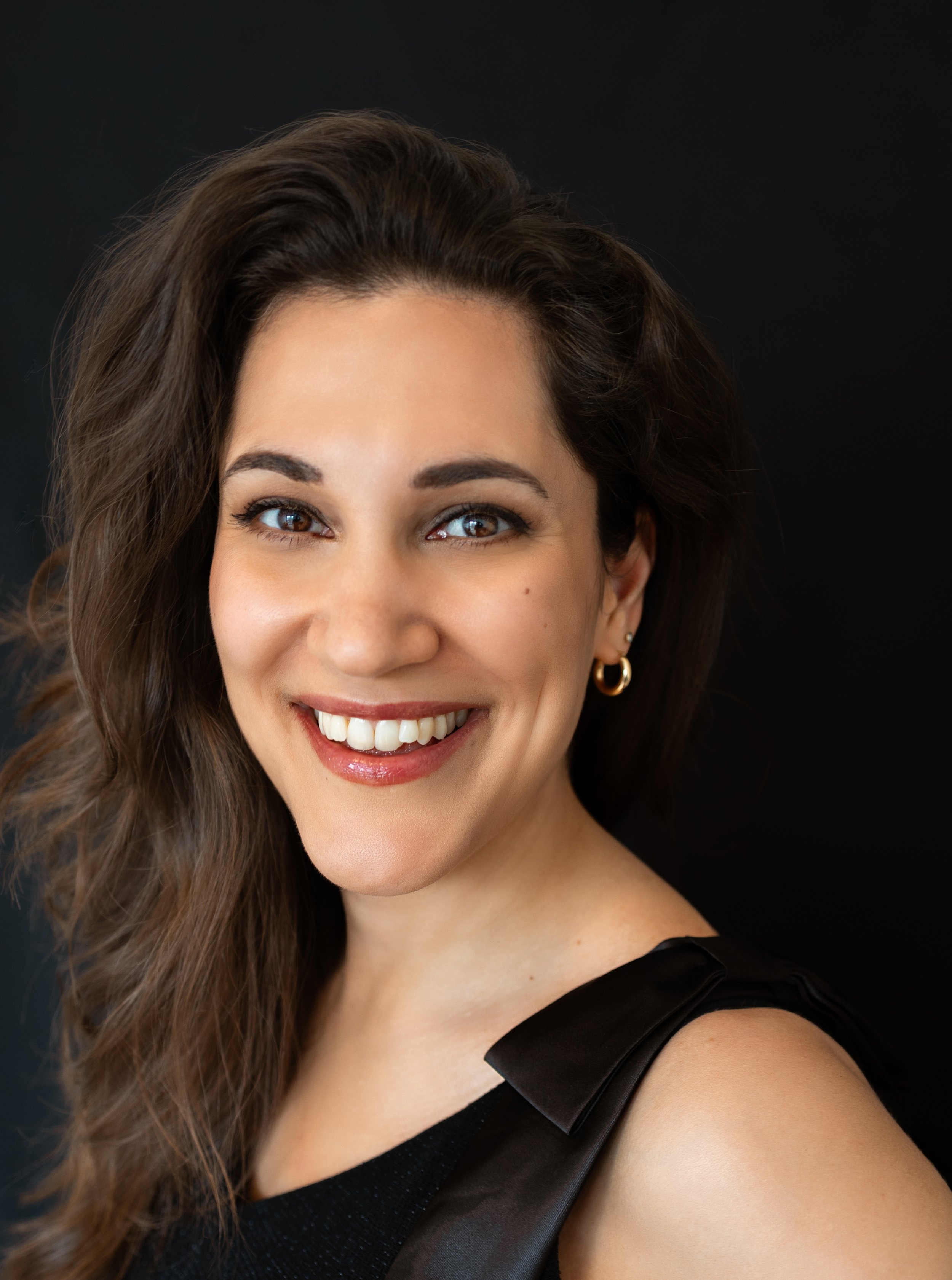 Pinevska Headshot Crop 2025.jpeg