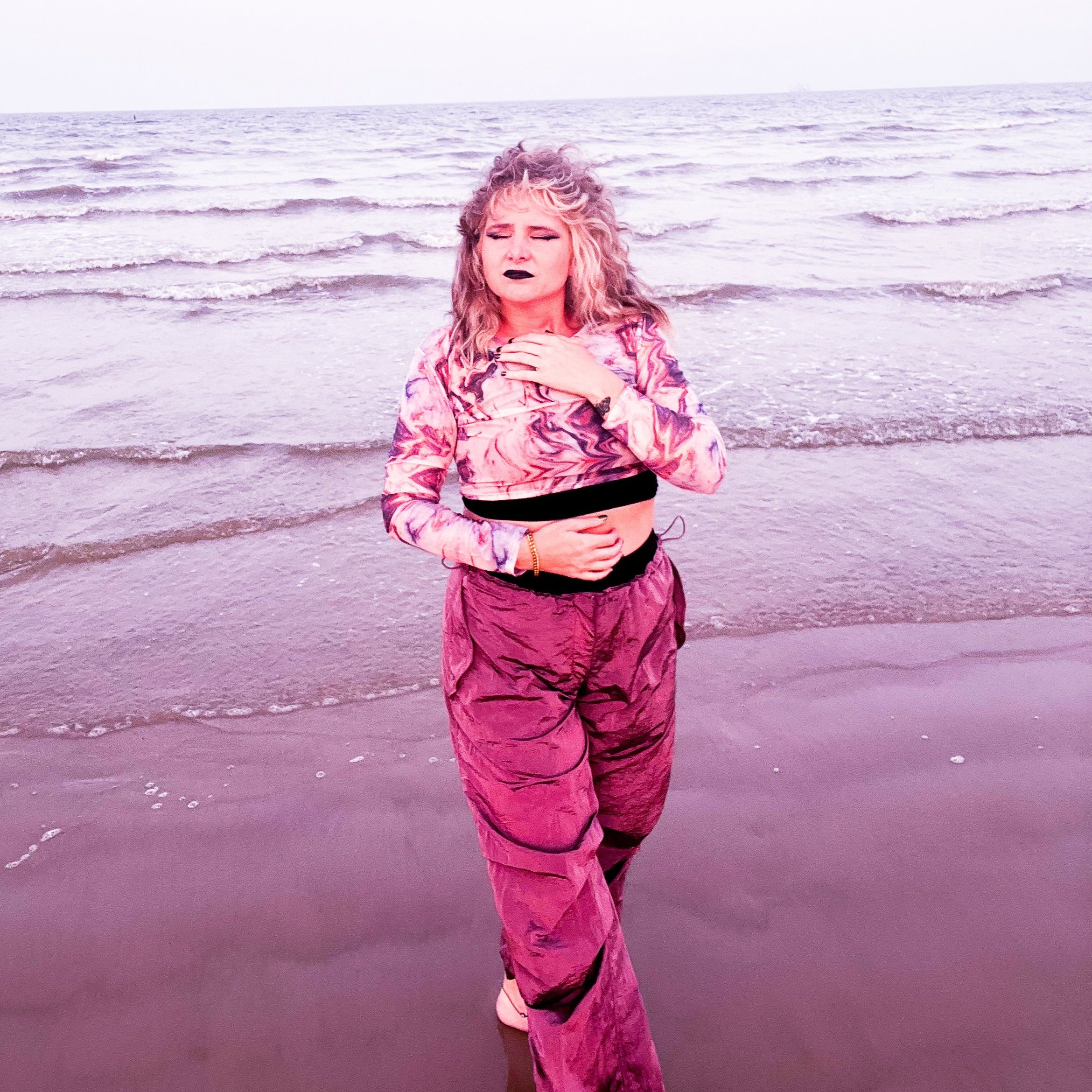 what's here in the d a r k n e s s