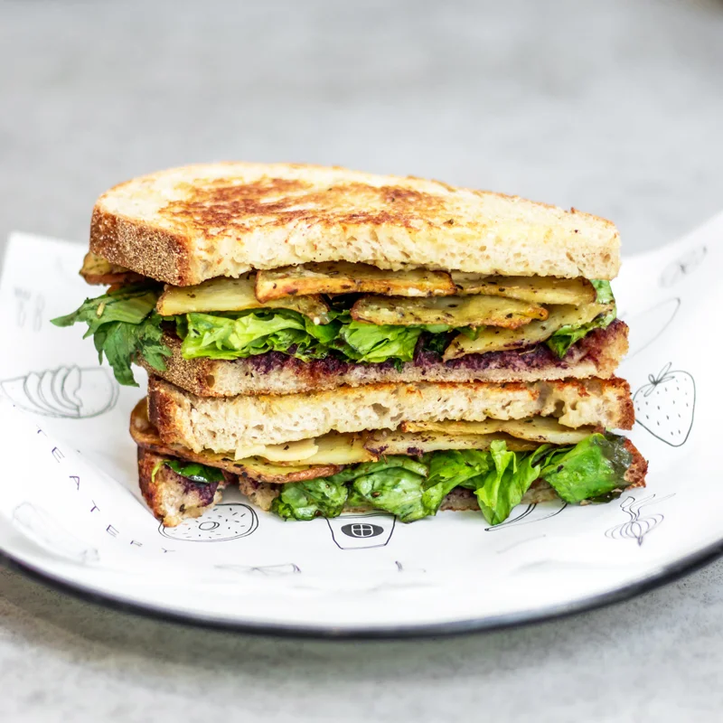 Sandwich-800px.jpg