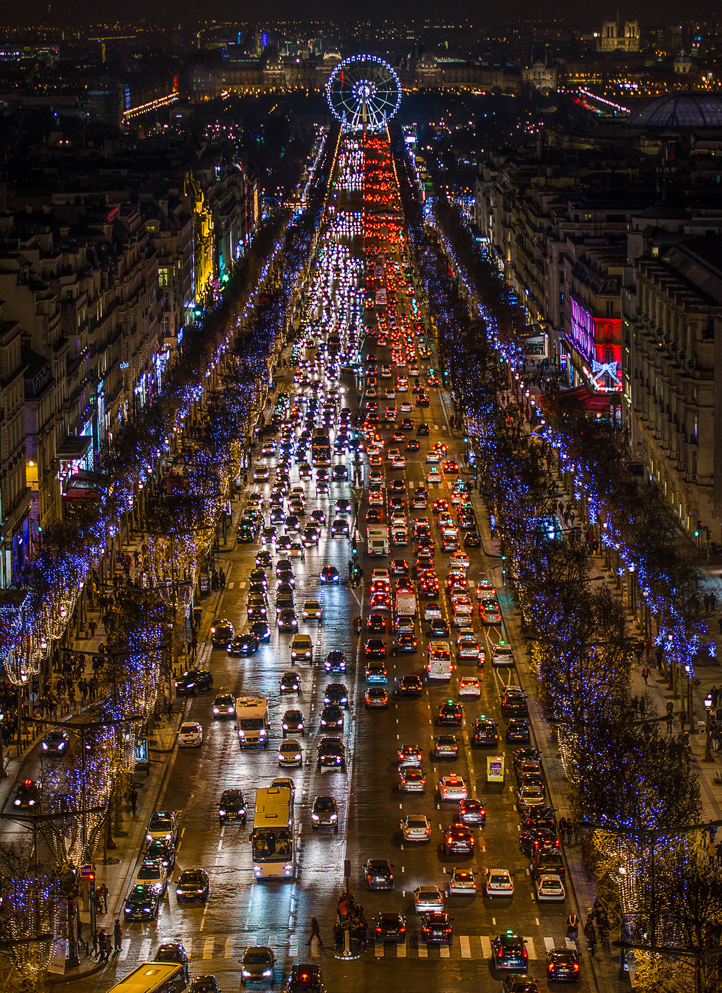 Champs-Élysées -Paris