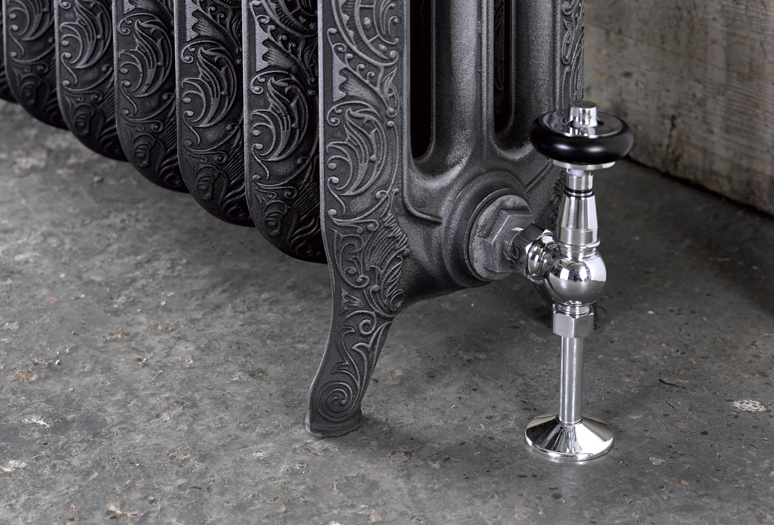 Rococo Three Column Cast Iron Radiators | Discover Timeless Elegance ...