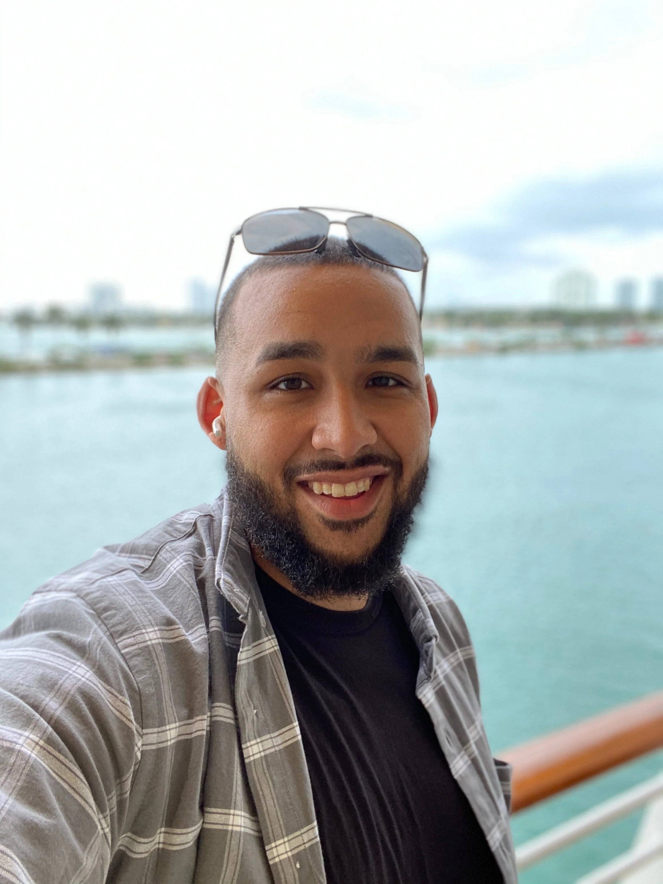 Robert Foster (Best Man) 