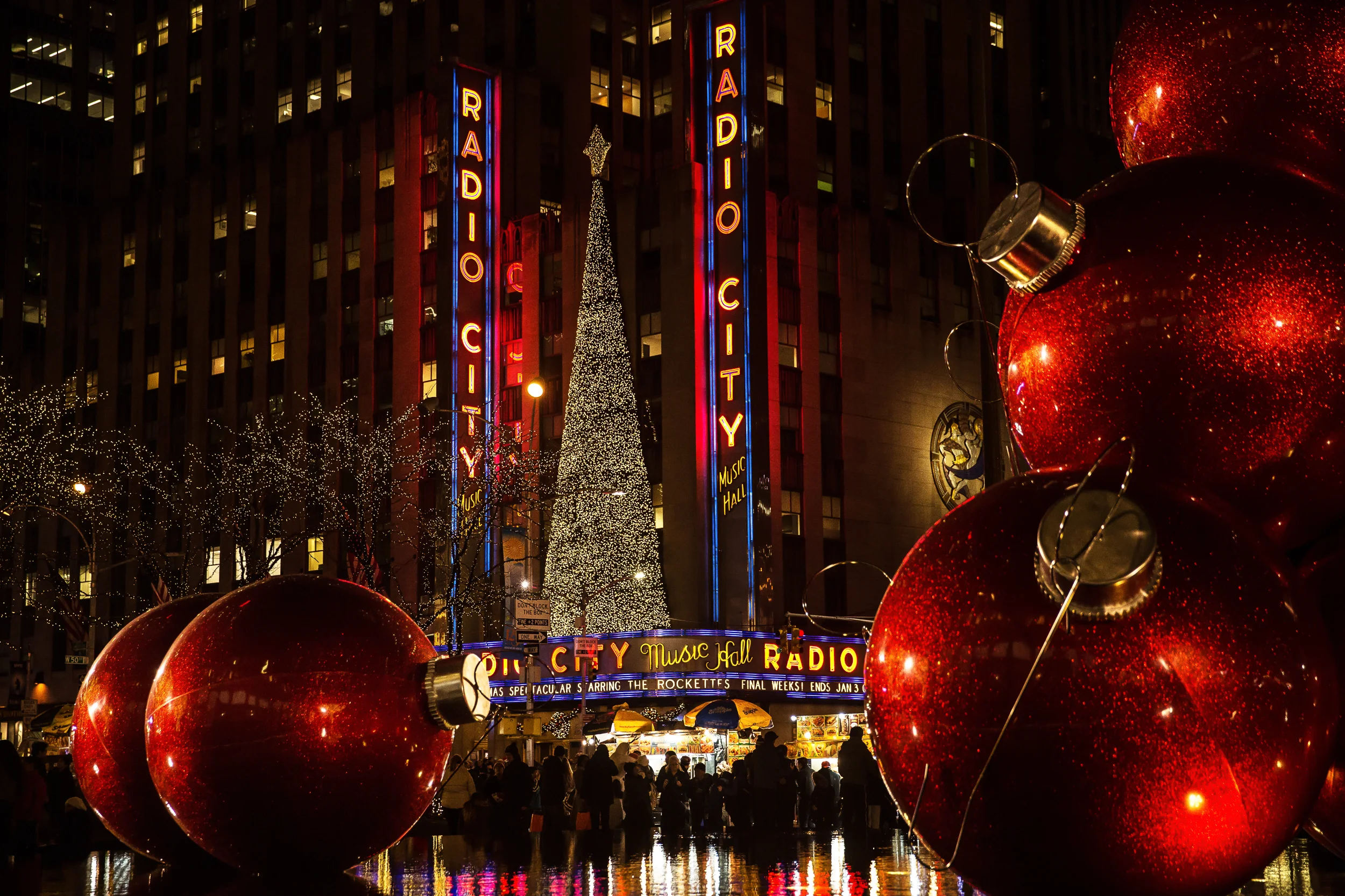 Christmas Radio City Hall-.jpg