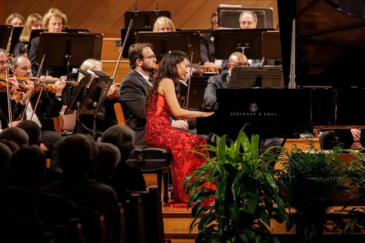 It was a pleasure to celebrate the finale concert at Bravo!Piano Festival with @orlishaham and @drewjpetersen a few days ago in Hilton Head. I had a great time performing the Busoni Indian Fantasy with the amazing Maestro @maestrojmr and @hiltonheads