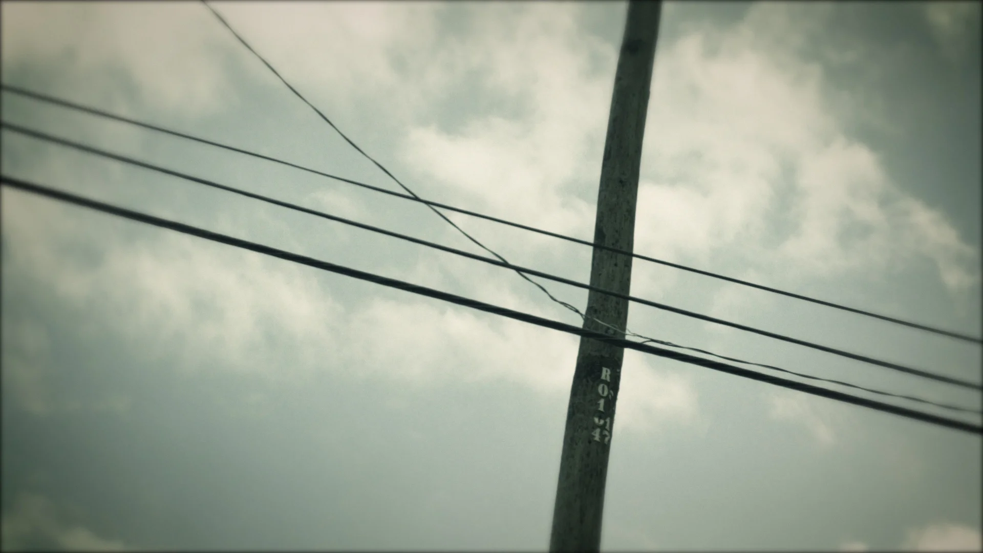 TheDeadWalking-frame.jpg