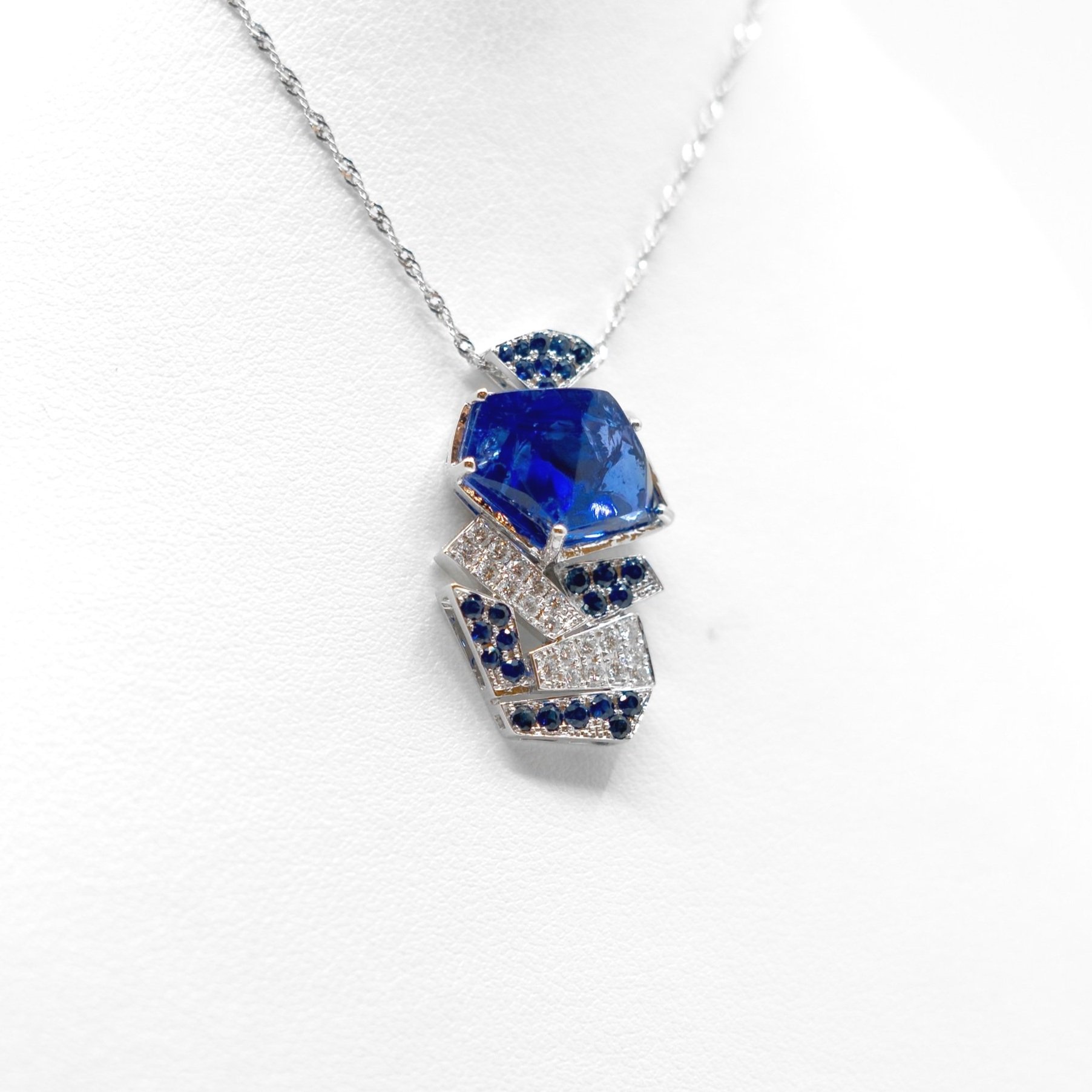 Explore Tanzanite 