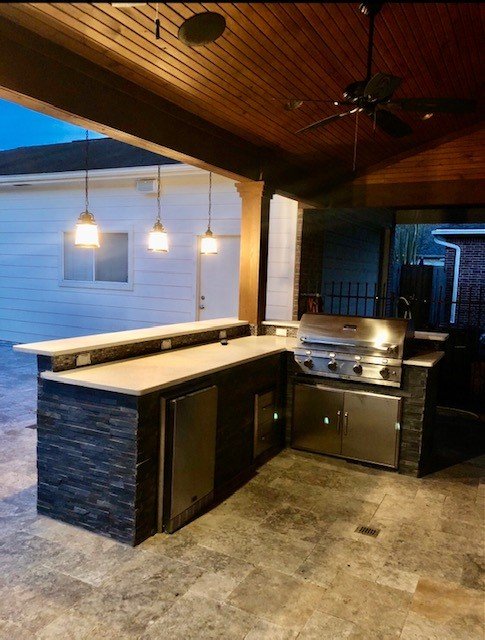 Outdoor patio and kitchen.jpg