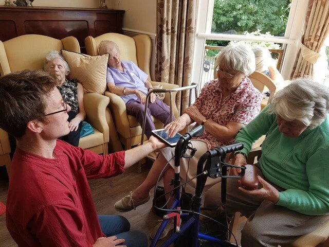 Be Responsive: Principles of Rapport Based Music