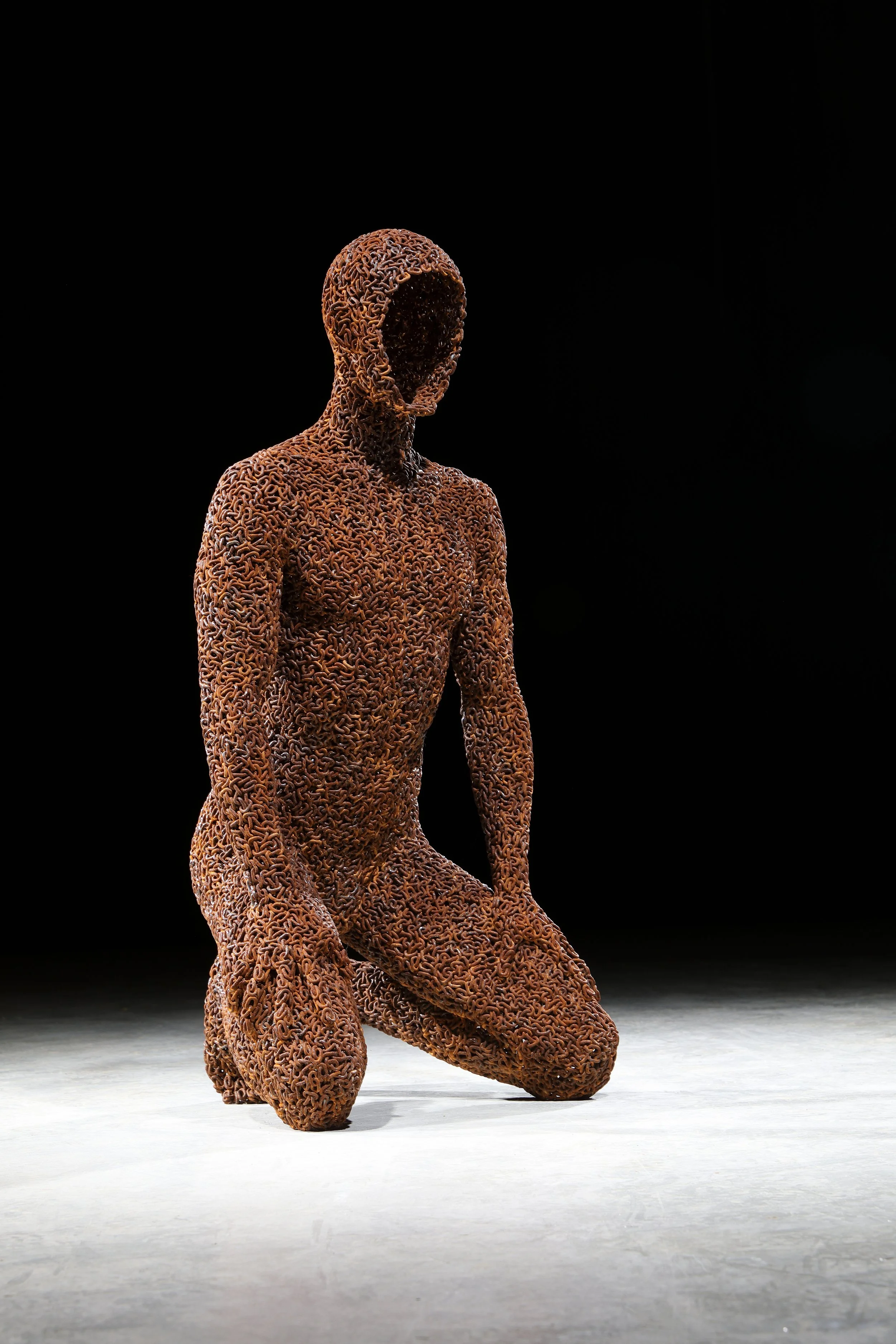 Anguish 177, Iron link chain(Rust), 55x50x116(h)cm, 53kg, 2026 (5).JPG
