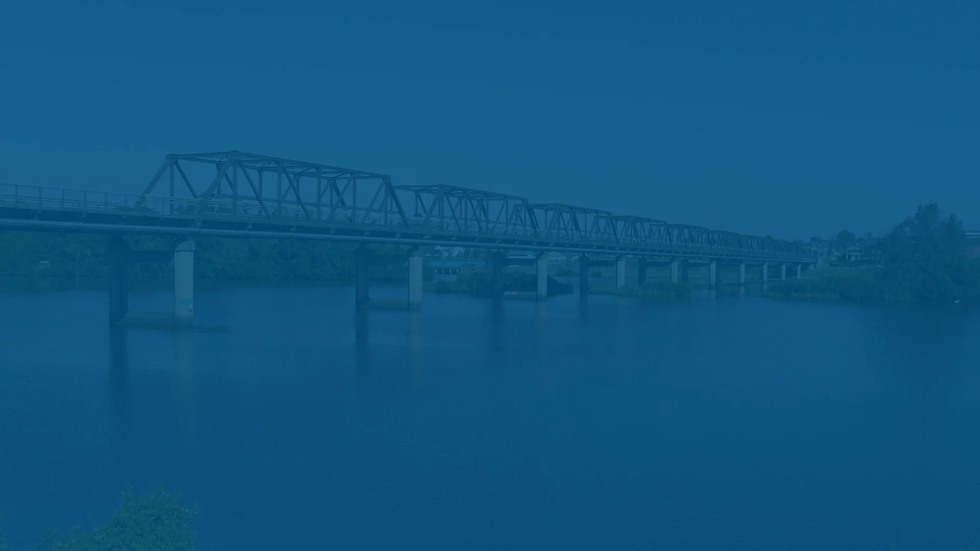 Coloured Pacific_Hwy_bridge_Taree (1).jpg