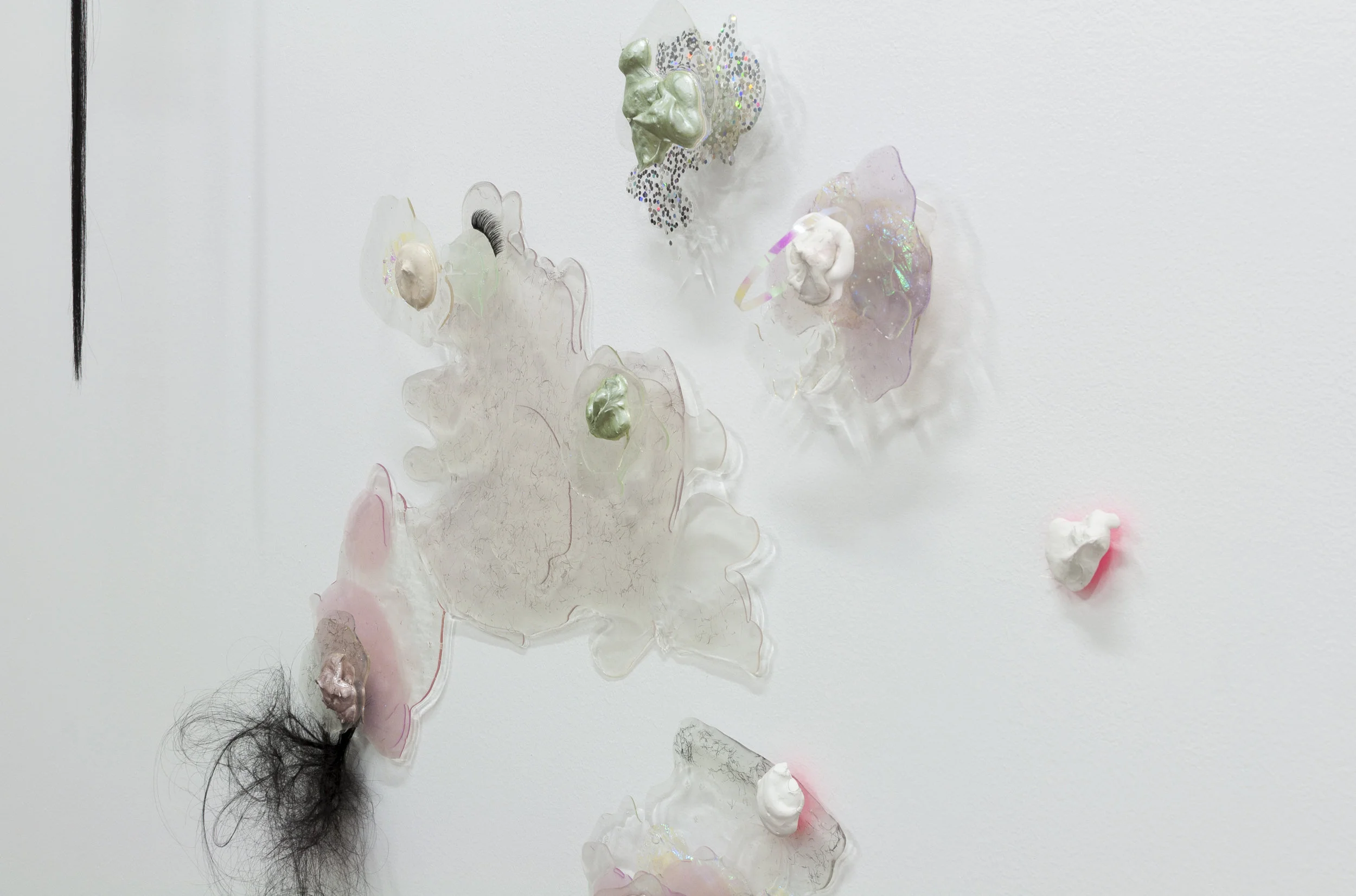 Galen Trezise, Ectoplasmic Other, 2016, wood, resin, synthetic hair, eyelash extensions, plexiglass, plaster, acrylic paint, dichroic film, glitter (detail)