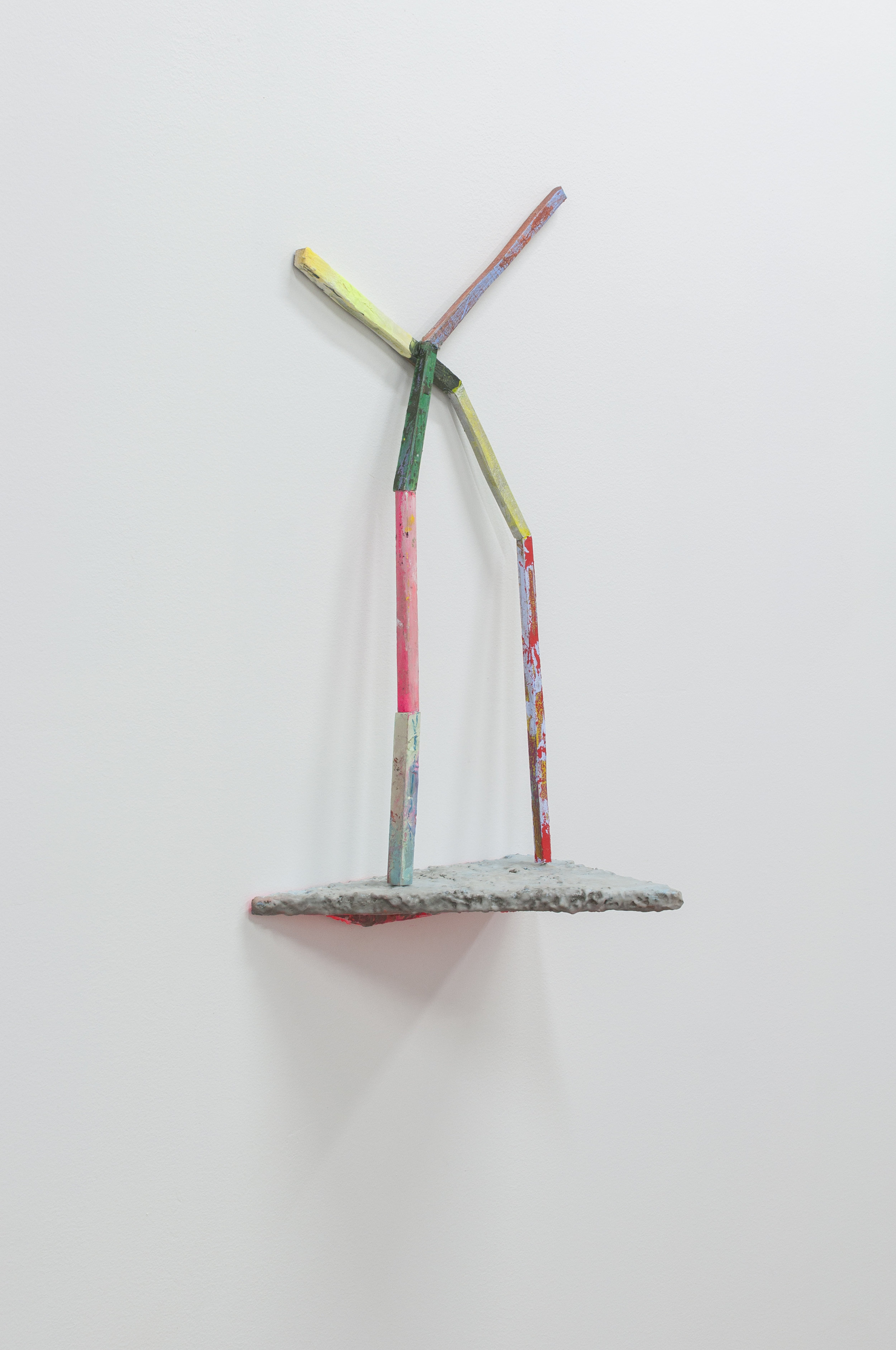 Isan Brant, ShabbyHoly (one), 2017, wood, cement, paint