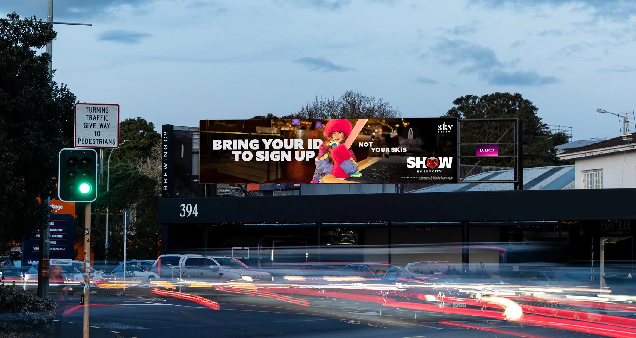 SHOW-Kingsland-Night_in-situ 4.jpg
