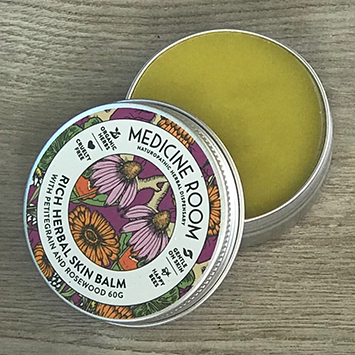 Rich-Herbal-with-Petitegrain-&-Rosewood.png