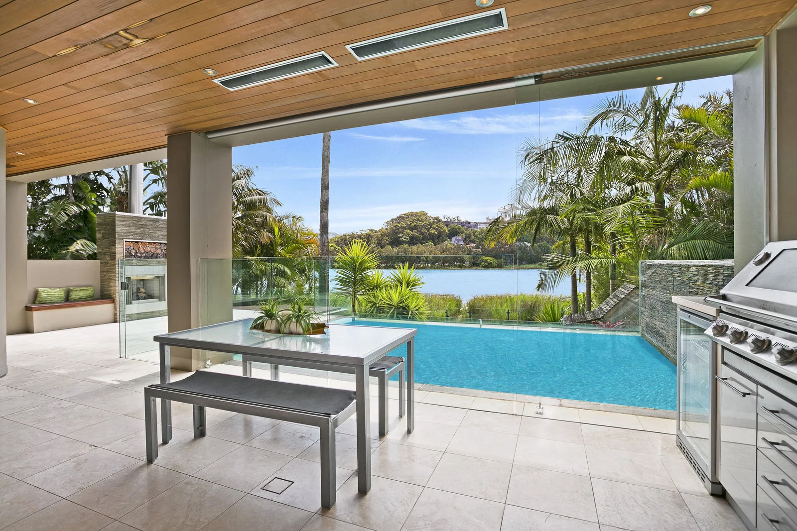 22 Lisle Street Narrabeen 2.jpg