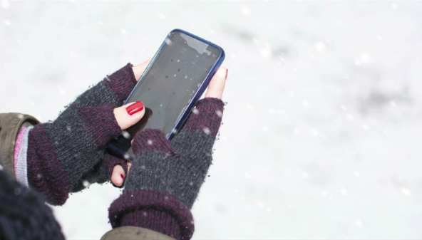 How to fix iPhone battery shutting off in cold