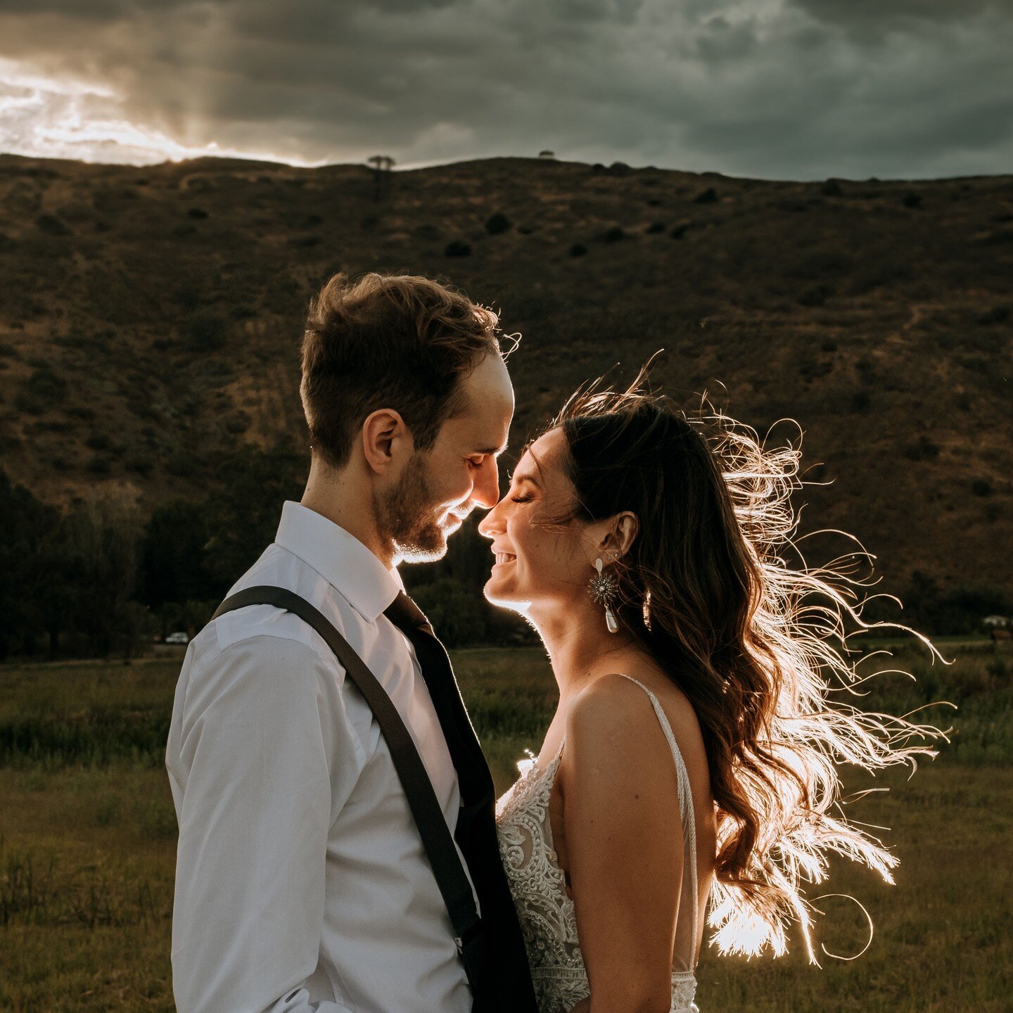 Atardecer + Flash + Viento = 📸❤️

@altosdelpaico