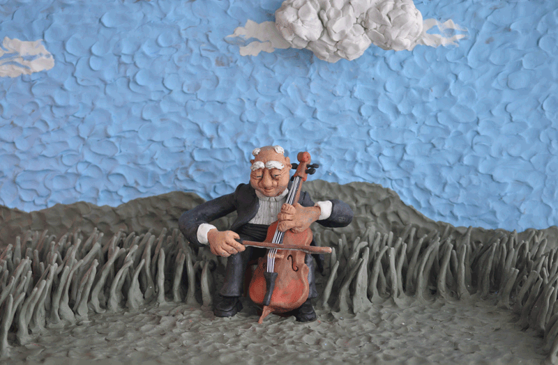 Cellist_clouds.gif