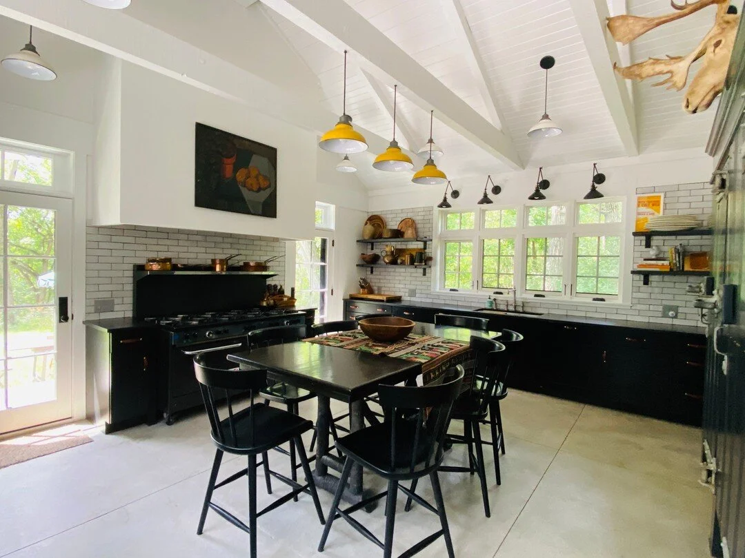 @campwandawega @rejuvenation ⠀⠀⠀⠀⠀⠀⠀⠀⠀
⠀⠀⠀⠀⠀⠀⠀⠀⠀
#wandawegahillhouse #campwandawega #kitchendesigninspiration #gonear #interiors #decor #interior #homedesign #interiorstyling #interiordecor #interiorstyle #designinspiration #designinspo #lakewandaweg