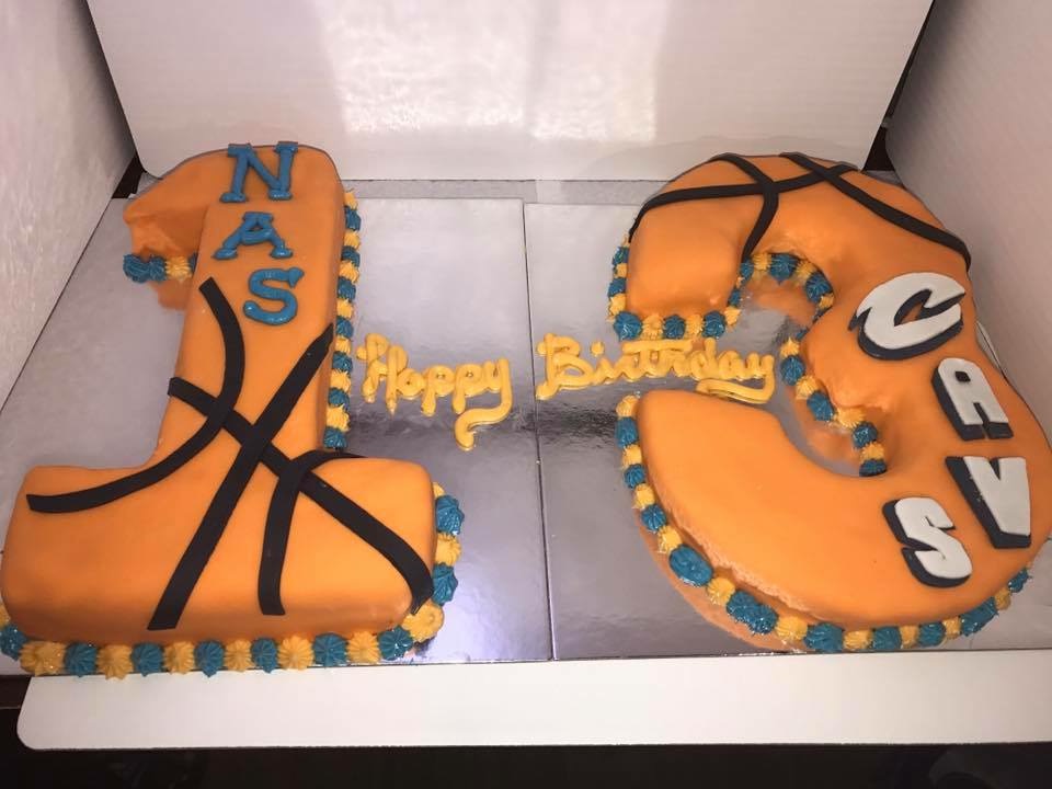 BASKETBALL CAKE POPS DOZEN – NY CAKE POPS