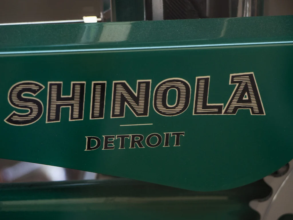 L’esthétique de Shinola fait revivre l’époque euphorique des années 40-50 américaines.