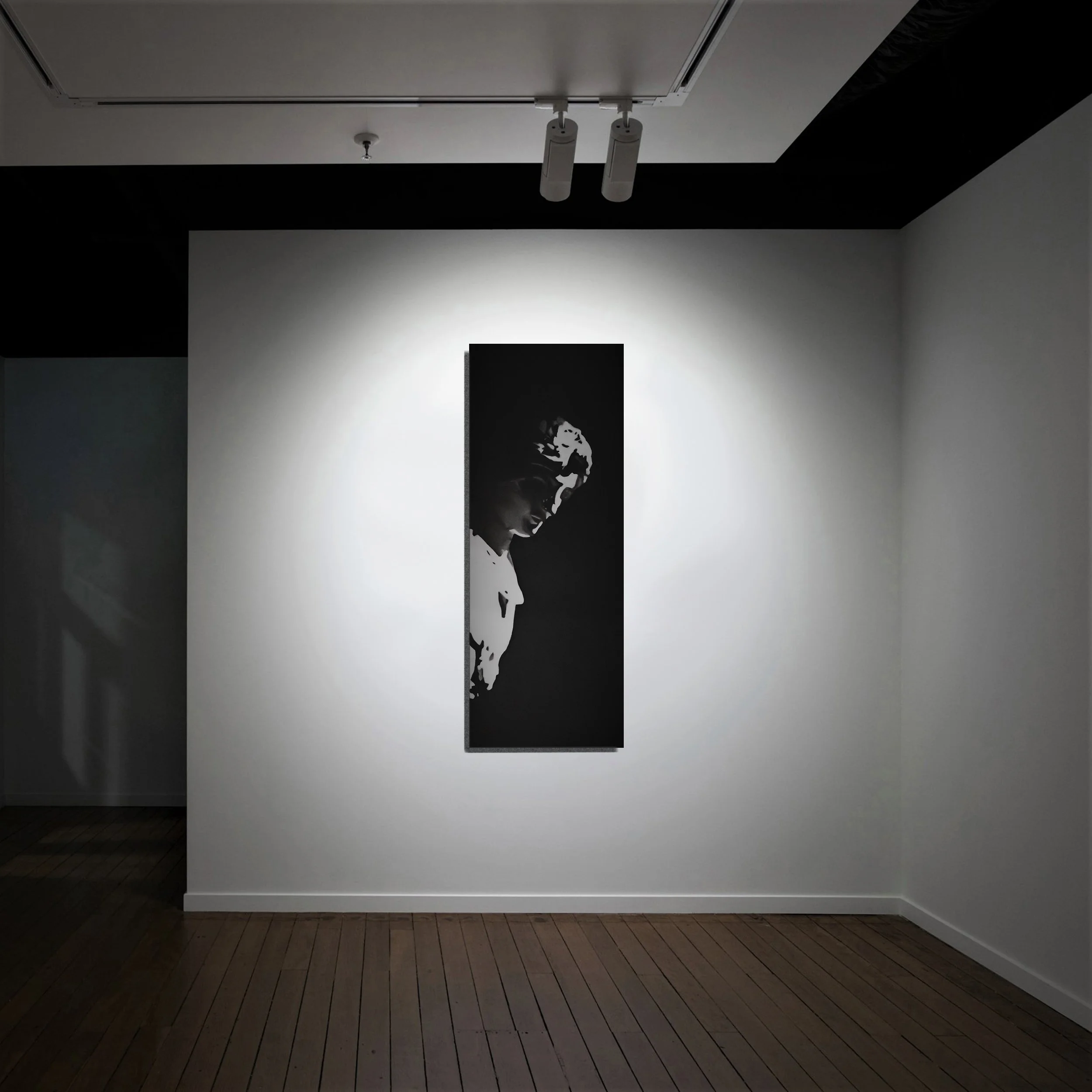 nick-apostolopoulos-statue-1-148x57cm_wall.jpg