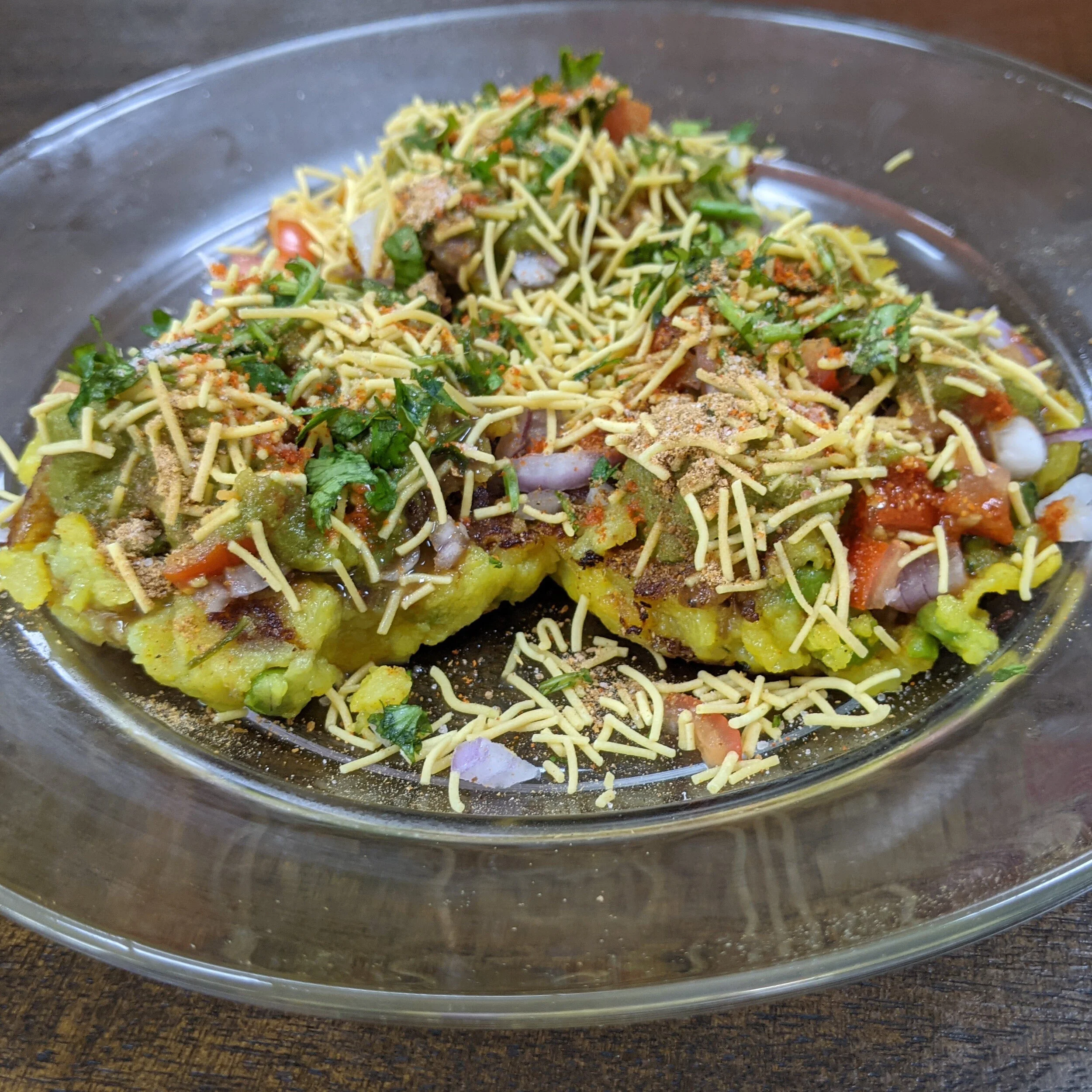 Homemade Stuffed Aloo Tikki Chaat Recipe