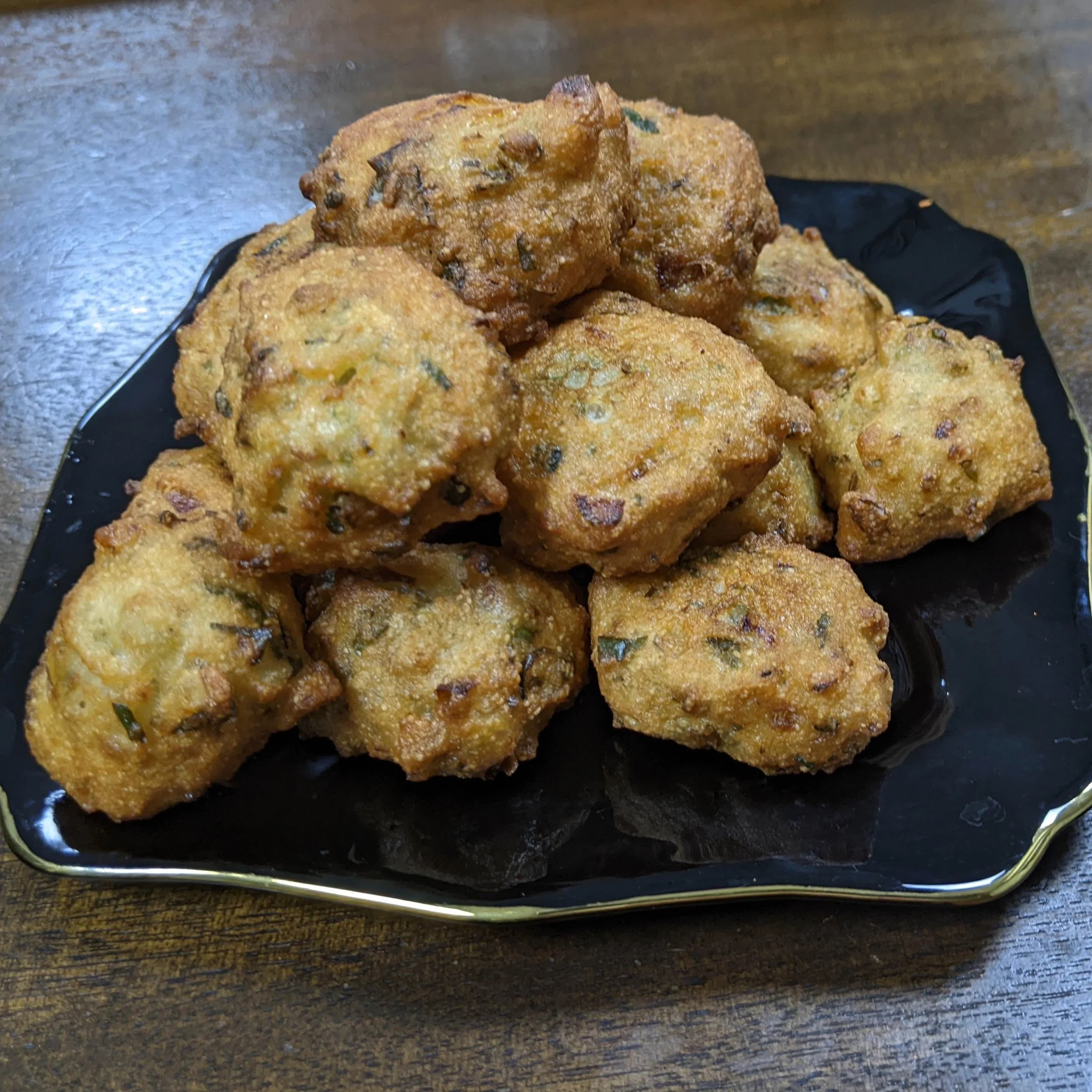 Homemade Instant Onion Suji Bonda Recipe