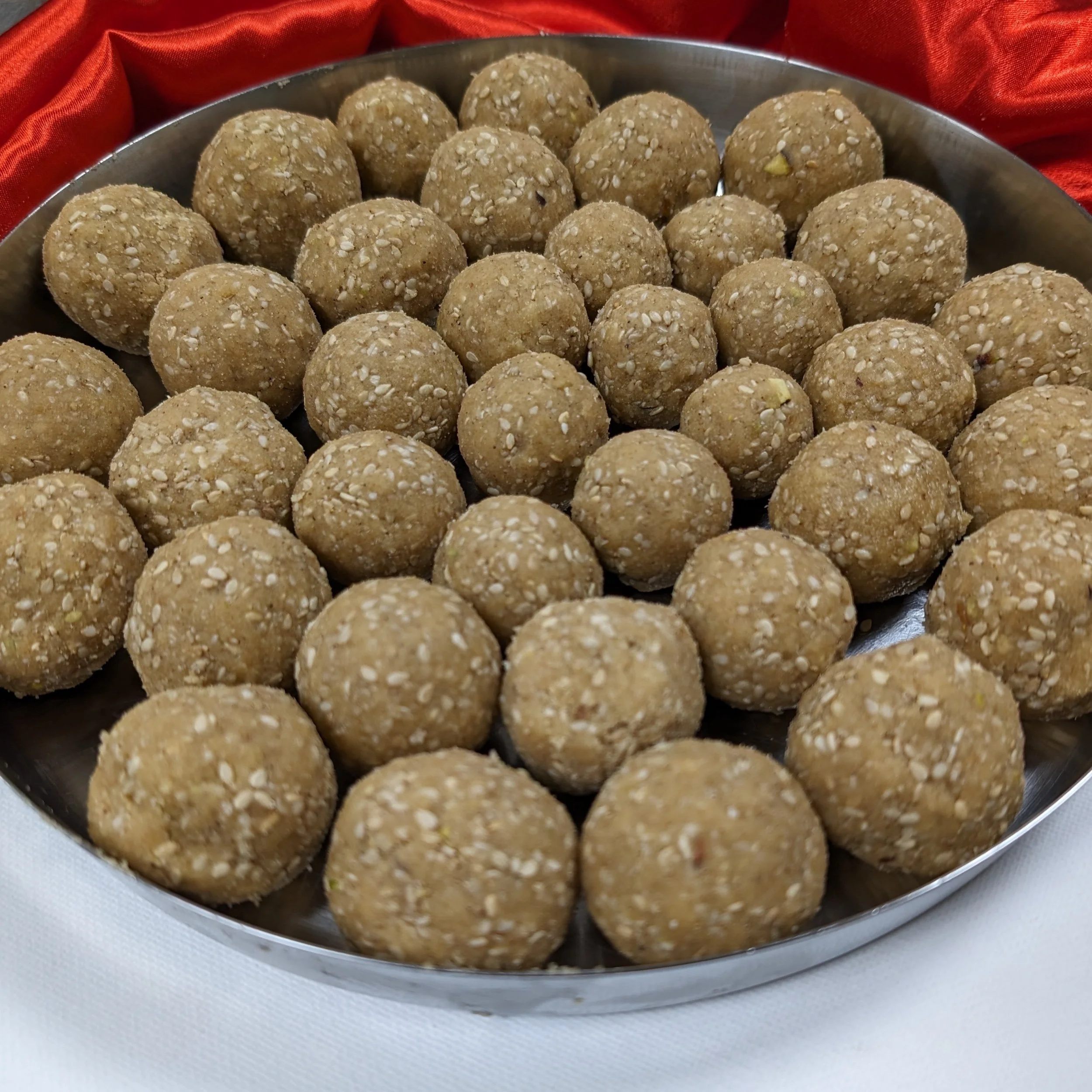 Homemade Til Atta Ladoo Recipe