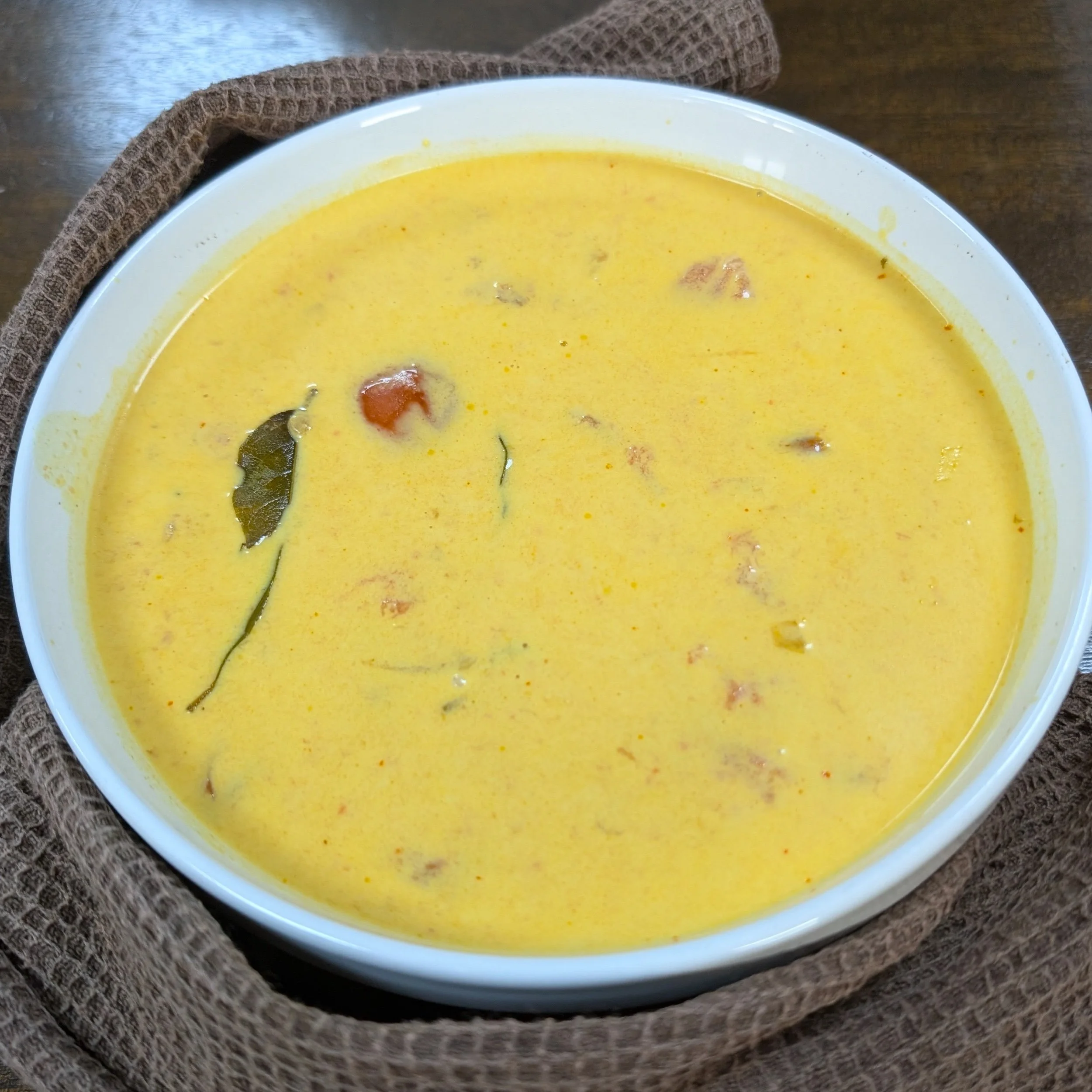 Homemade Sri Lankan Tomato Curry Recipe