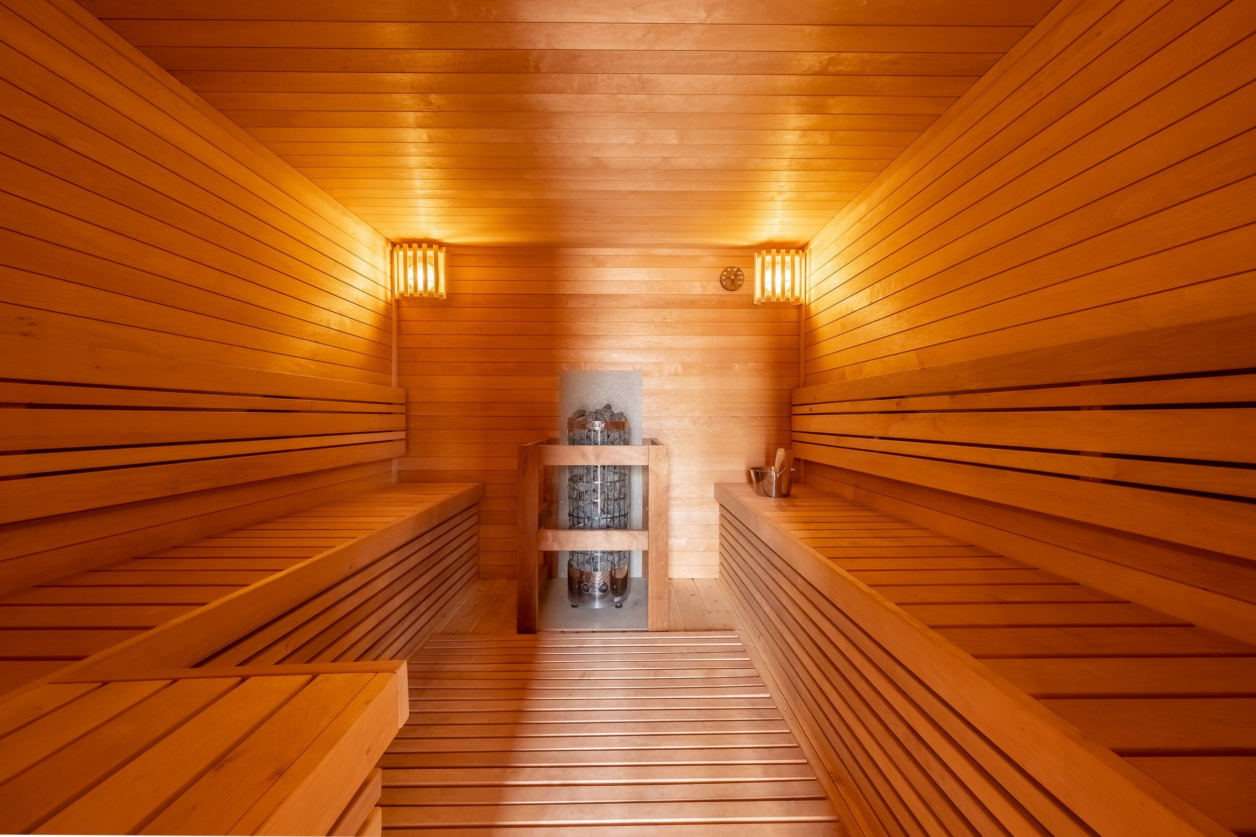 sauna .jpeg