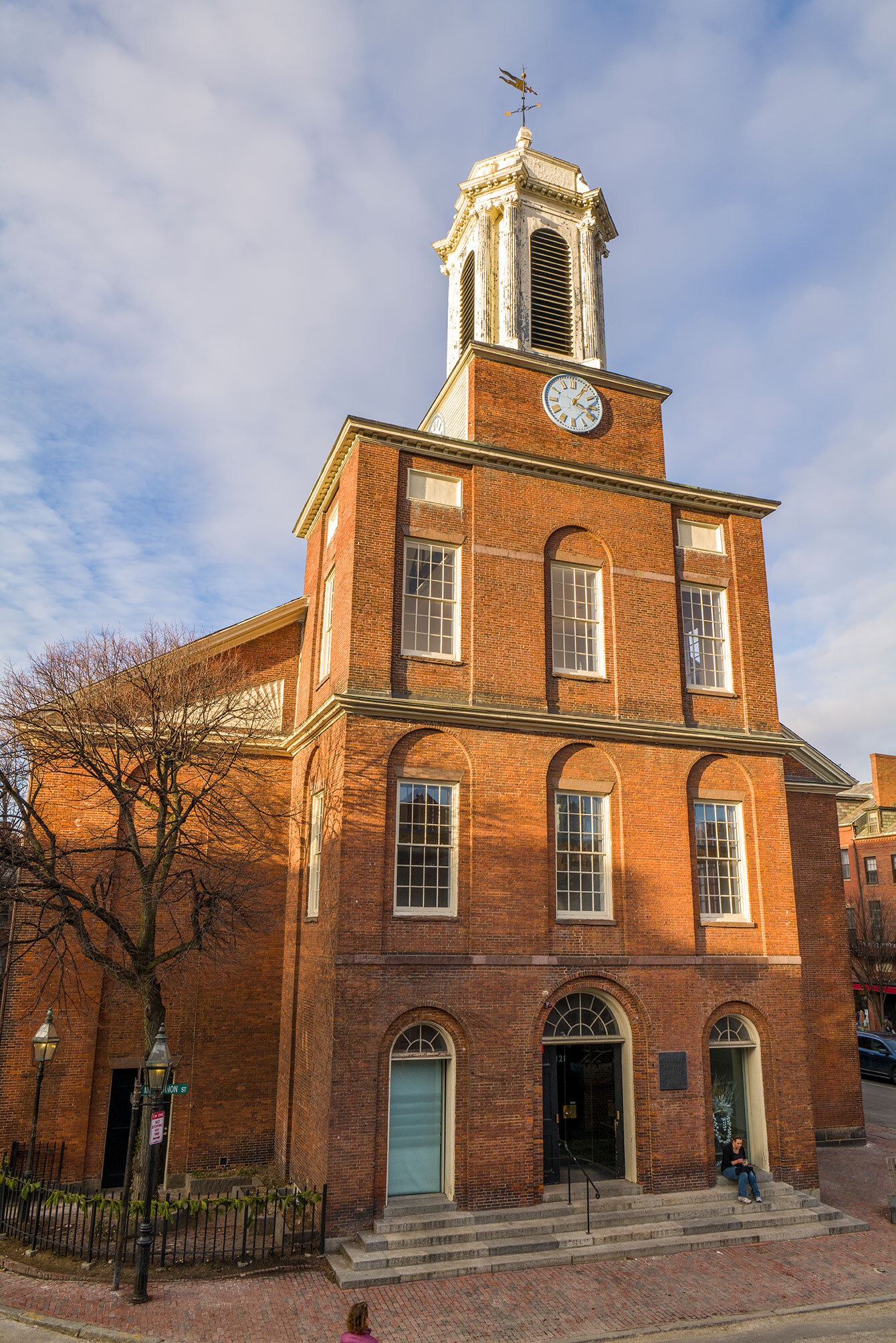 File:Charles Street Meeting House Beacon Hill Boston Massachusetts.jpg -  Wikipedia