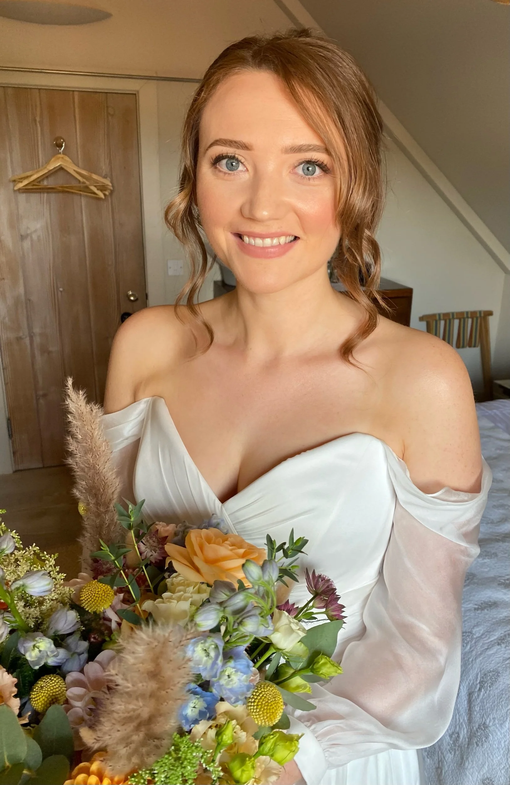Helen | GLOWING SKIN