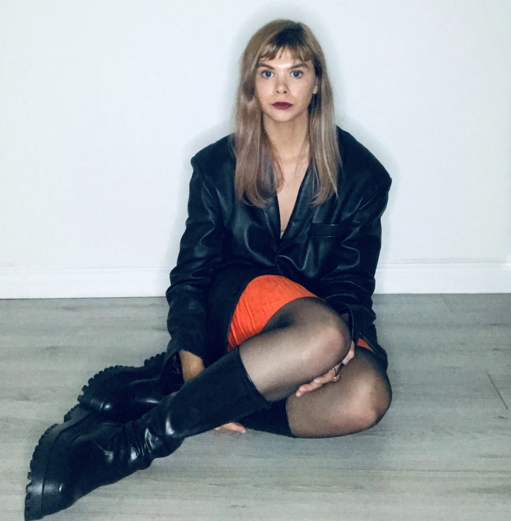 Jen Ella: "eyes for you"