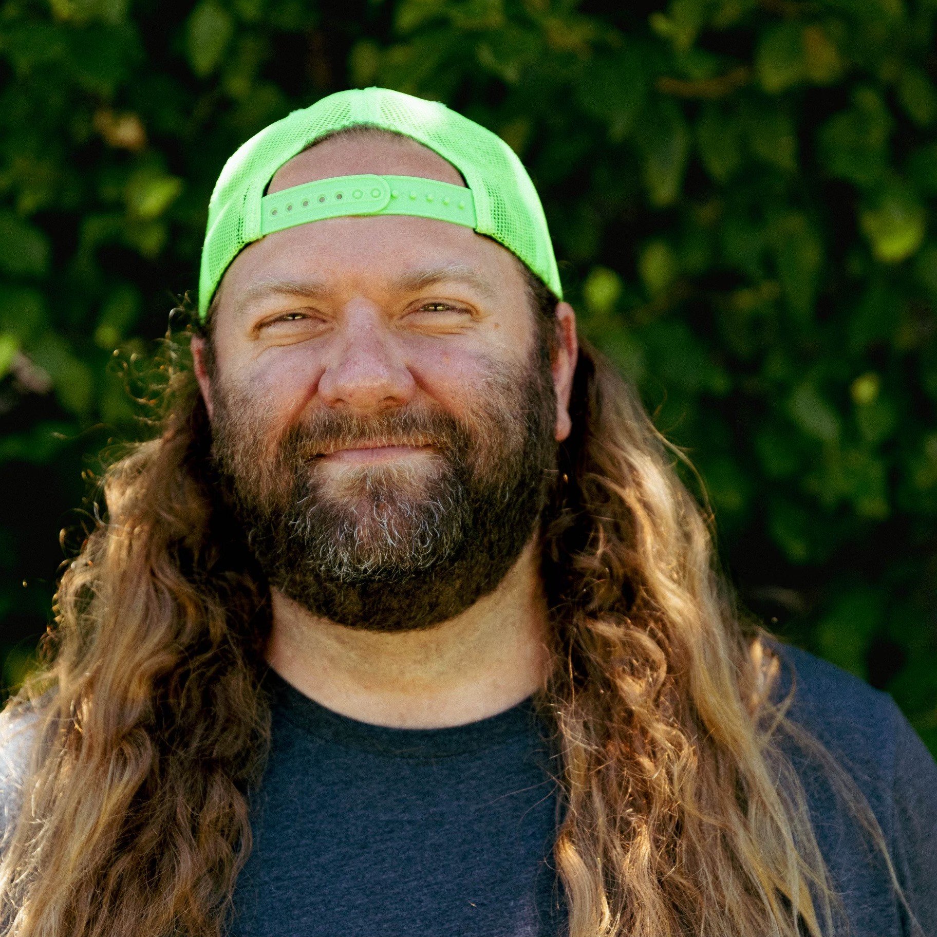 Honest Horse: Everything Still Reminds Me Of You