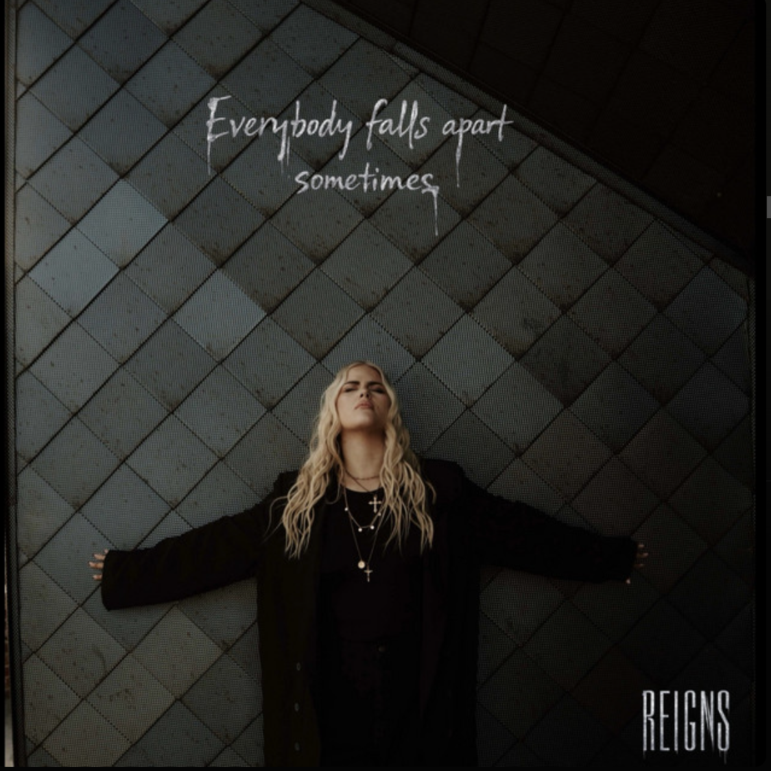 Reigns: Everybody Falls Apart Sometimes