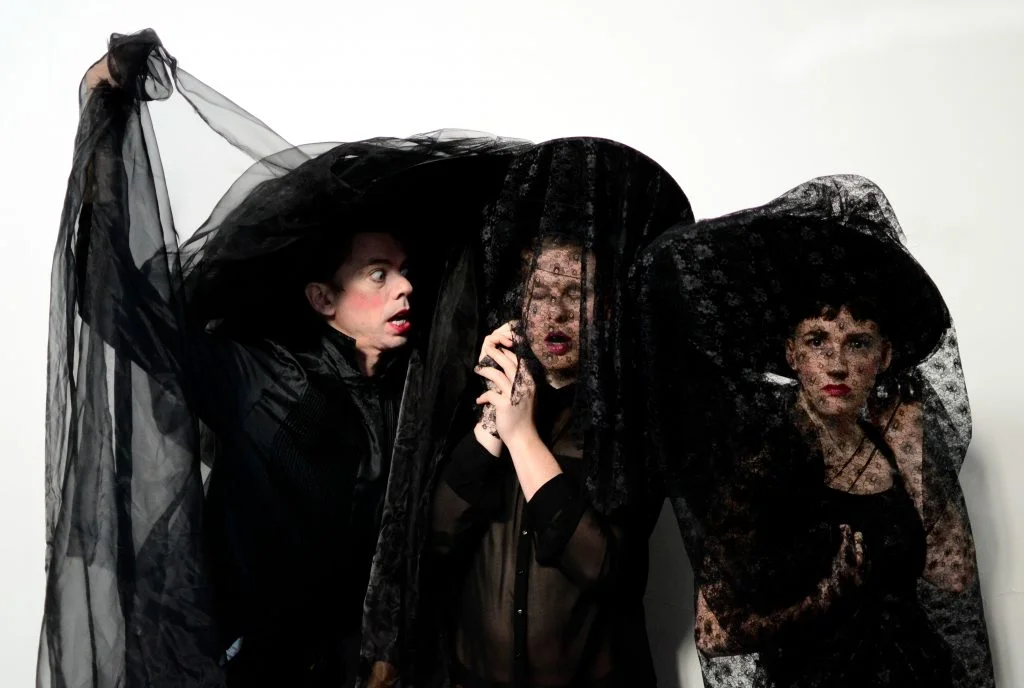 TOM MARSHMAN, DANNY PROSSER AND RACHEL CLERK (LEFT TO RIGHT) AS THE GEORGIAN GOSSIPERS