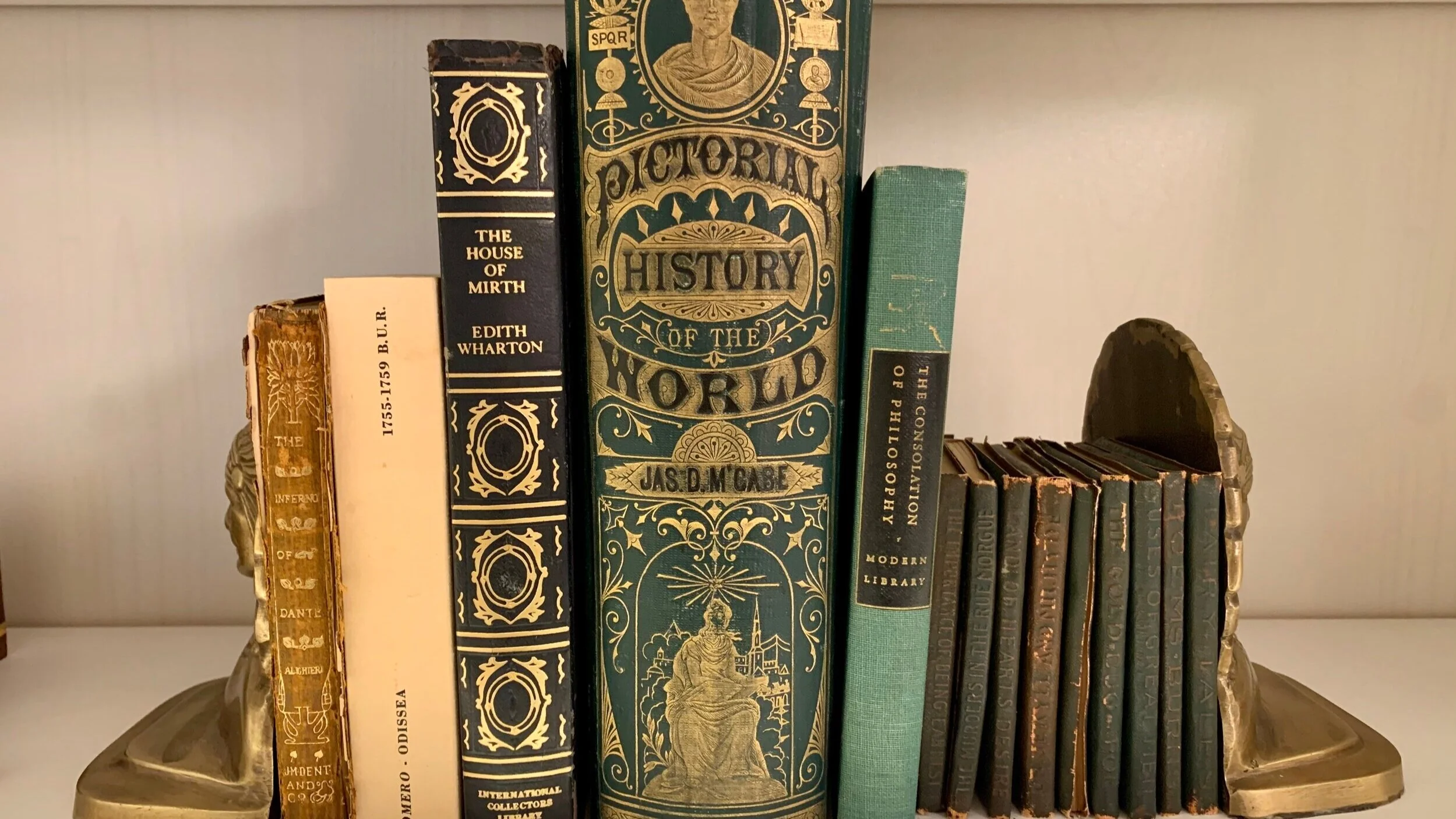 oldbookswebsitepic.jpg