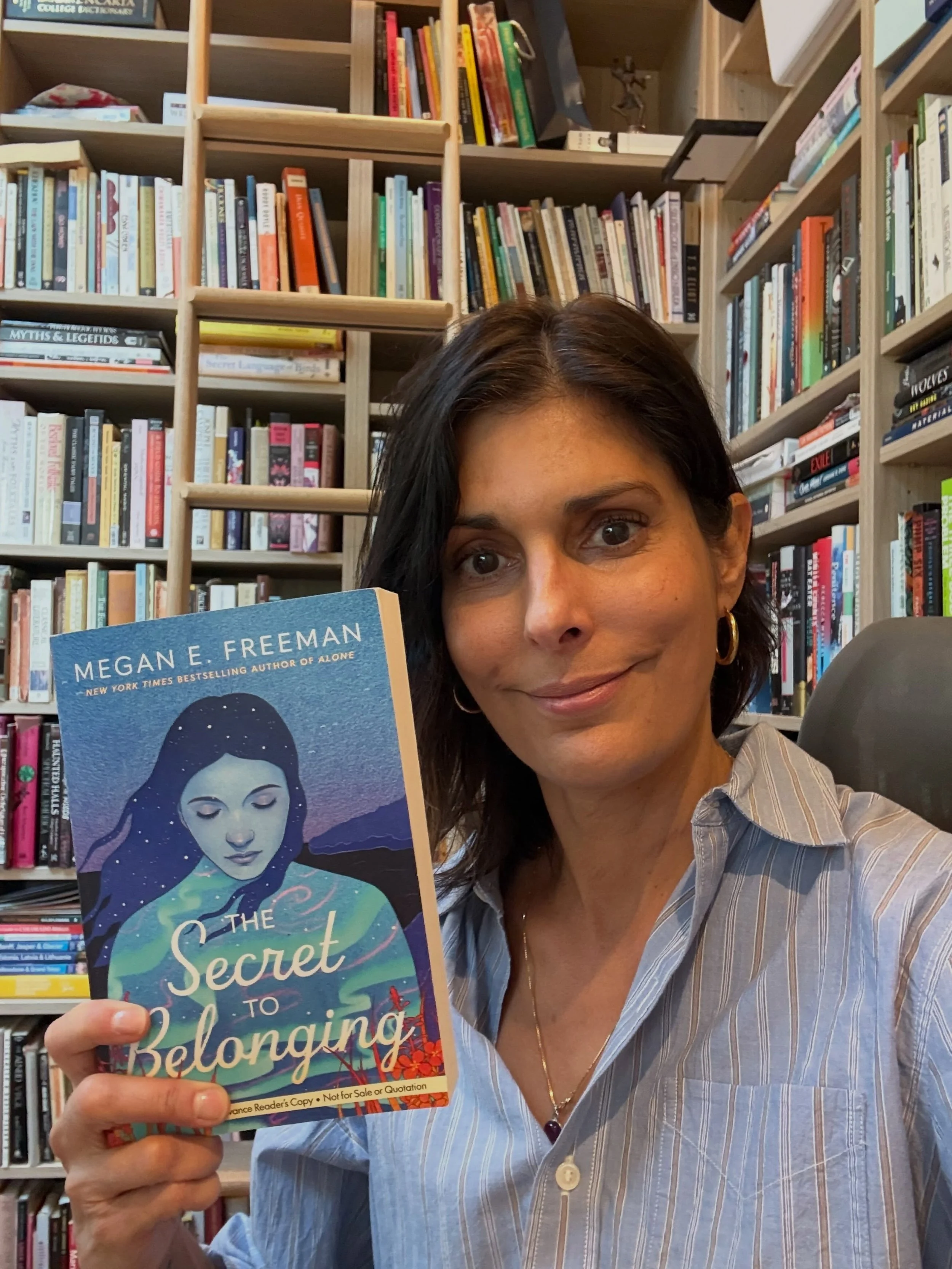Happy book birthday @megan_e_freeman_writer!  Excited to chat with you this evening at @boulderbookstore! 

I love this book. I know you'll all love this book too. Available anywhere books are sold. 

THE SECRET TO BELONGING 

A neglected teen travel