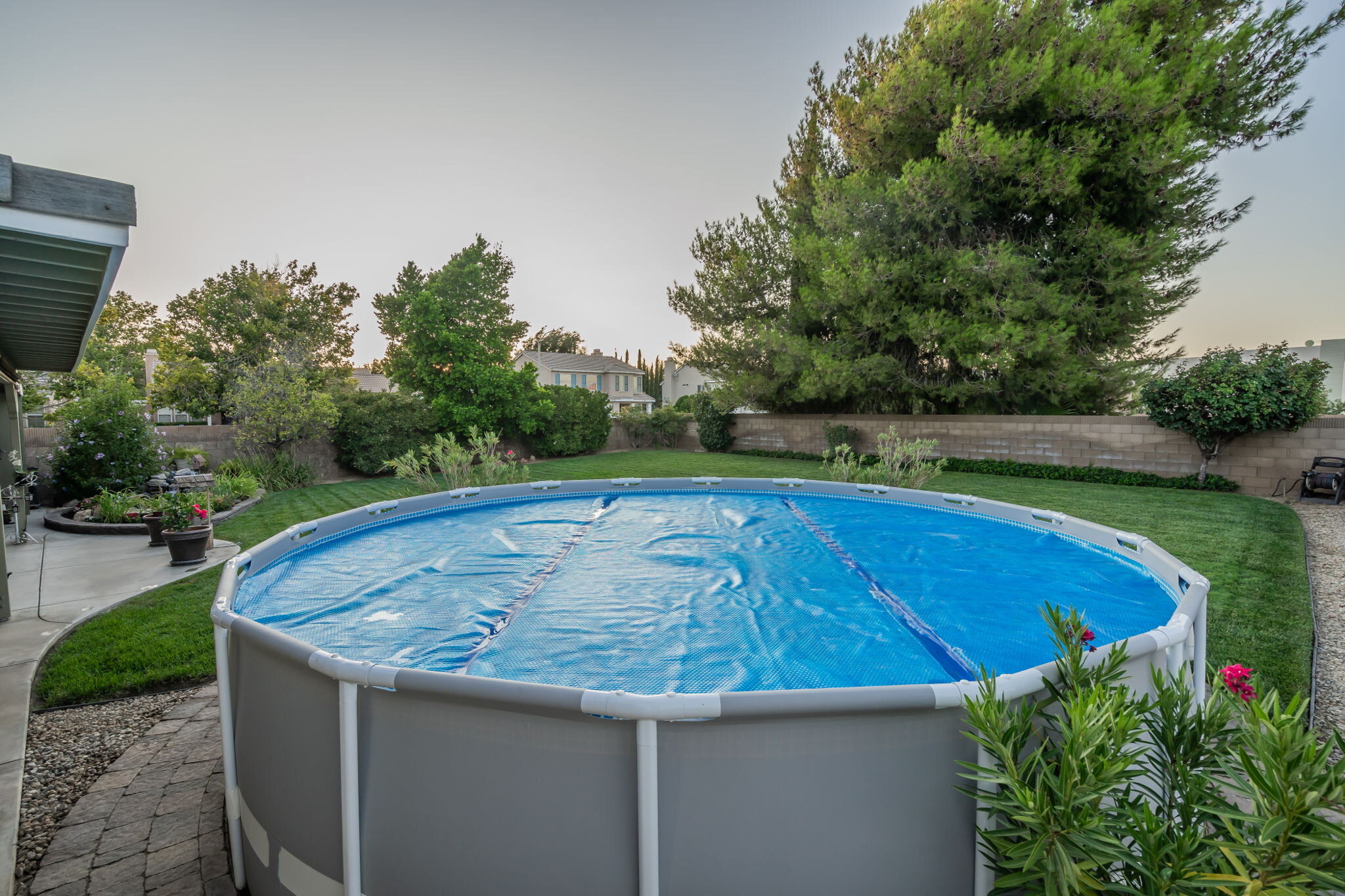 113+Agua+Santa+Dr+Palmdale-41-web-Backyard.jpg