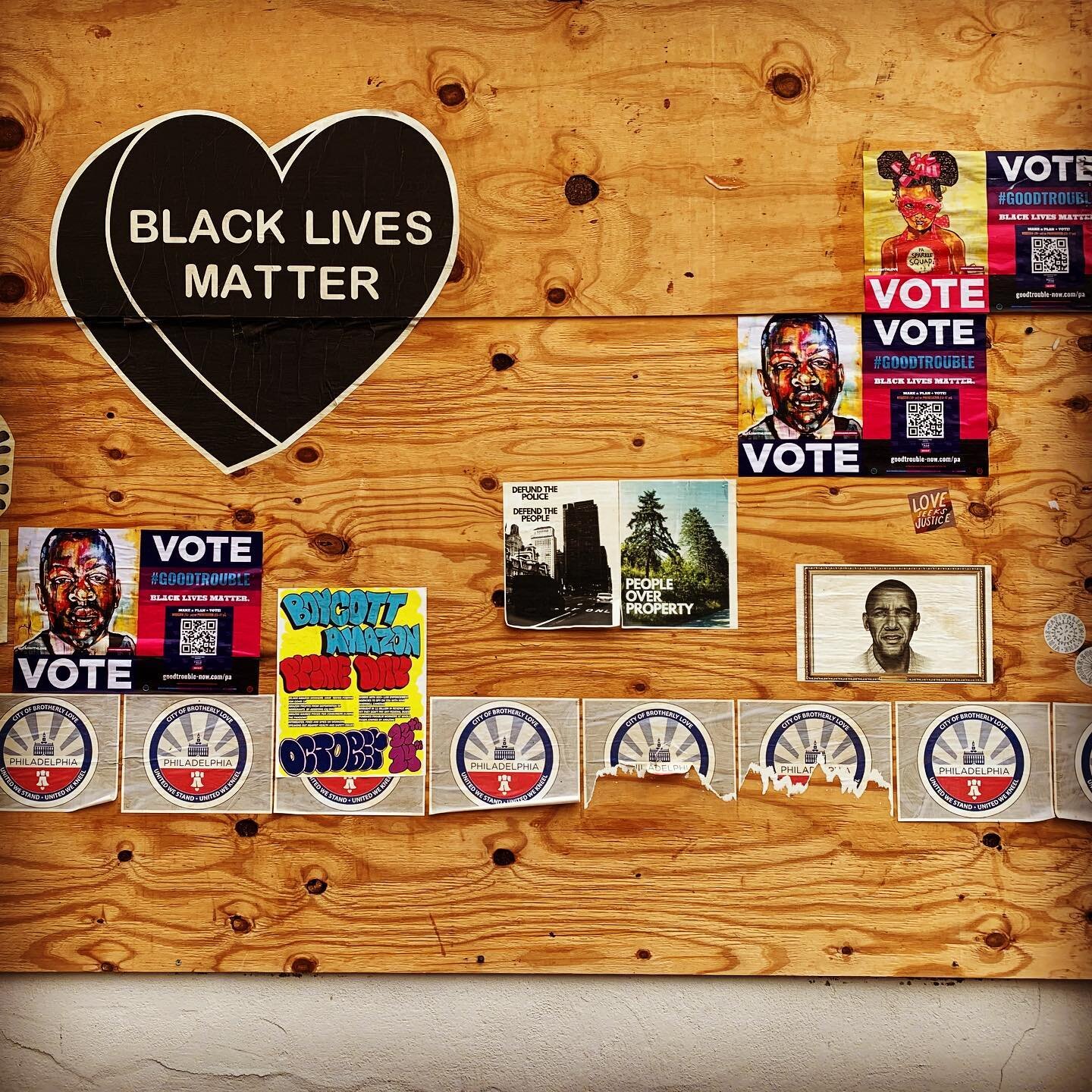 we sparkling with @edwardslynthia and @dcsparklesquad in #philly #vote #blacklivesmatter #sparklovenothate #love #walterwallacejr #sayhisname