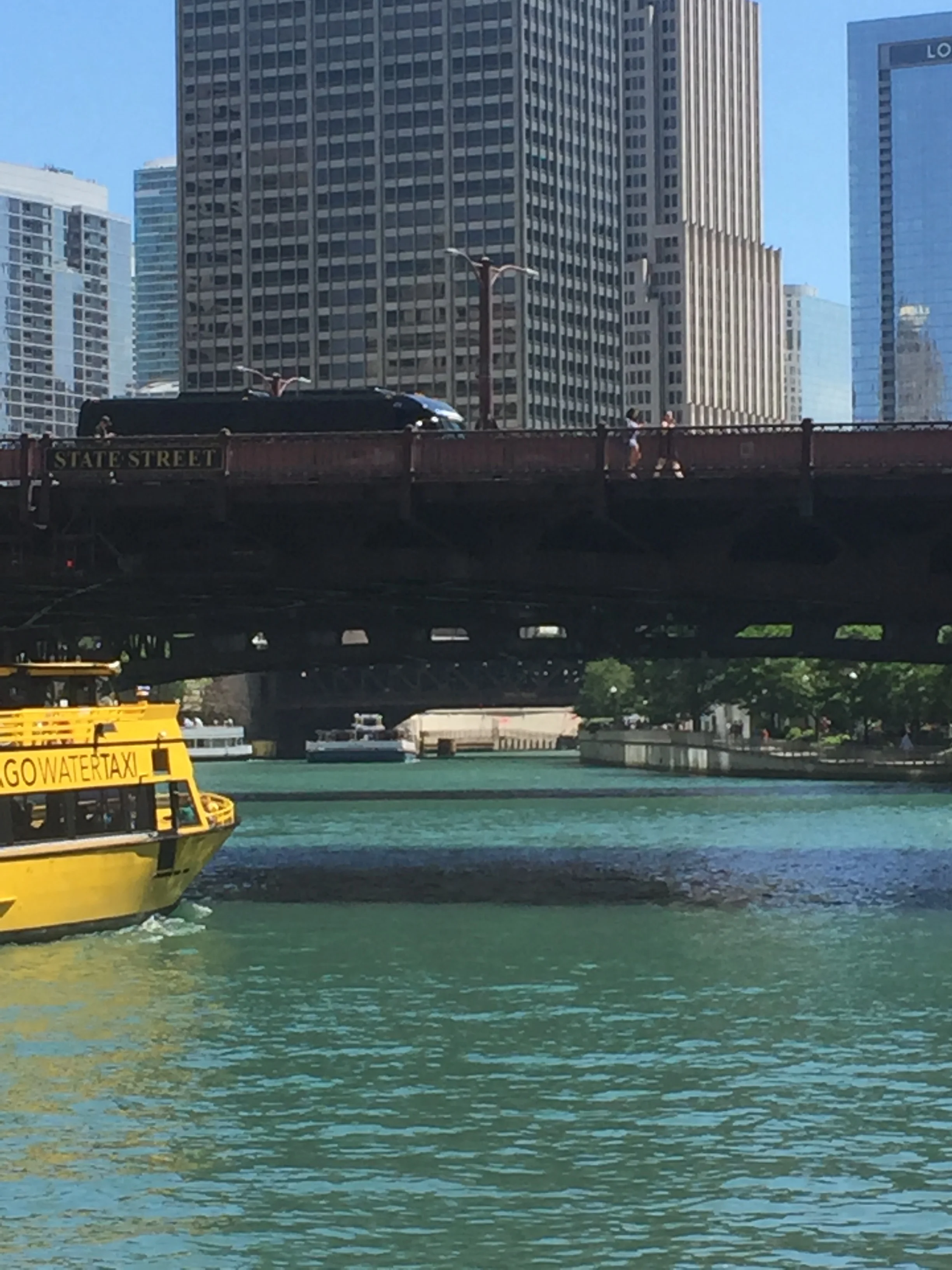 Beautiful (95th & Eggleston) — God In Chicago