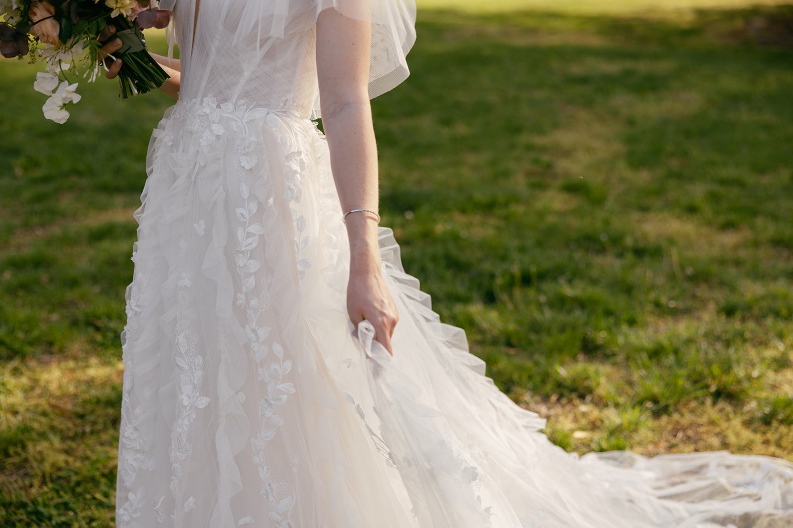 luxury+romantic+garden+bridal+fashion+plan+it+terra+missouri+wedding+planner+(1).jpg