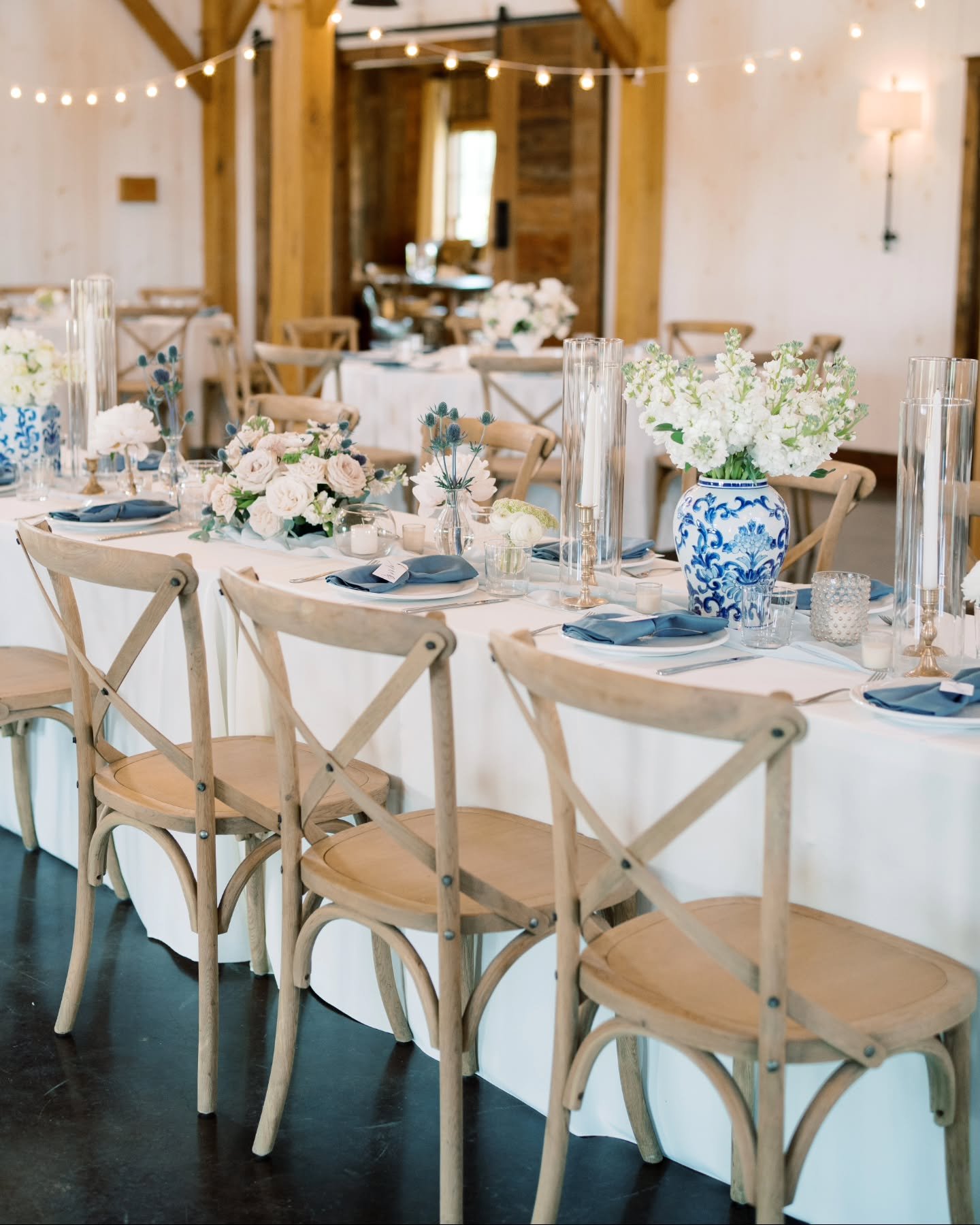 Here's proof that a refined design can still feel warm, inviting, and completely at home. When a space is filled with intention, it doesn't have to shout to make a lasting impression.

Photography:&nbsp;@shea_brianne⠀⠀⠀⠀⠀⠀⠀
Venue, Catering, Bar Servi