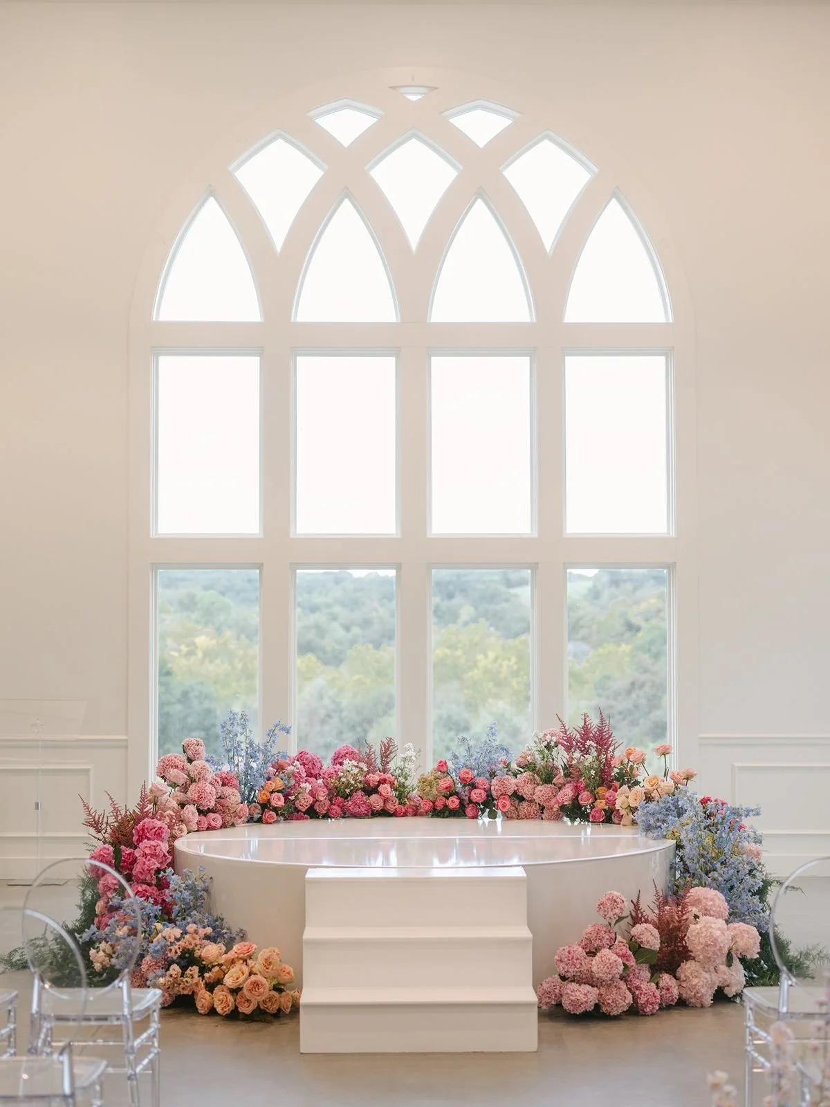 Wedding ceremony altar at Westwind Hills in St Louis