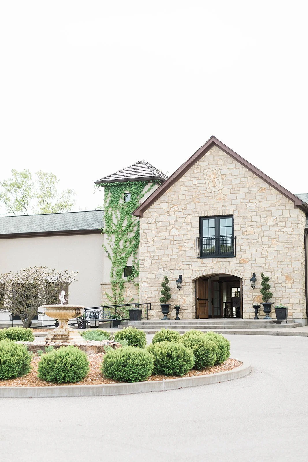 silver-oaks-chateau-wedding-venue.jpg