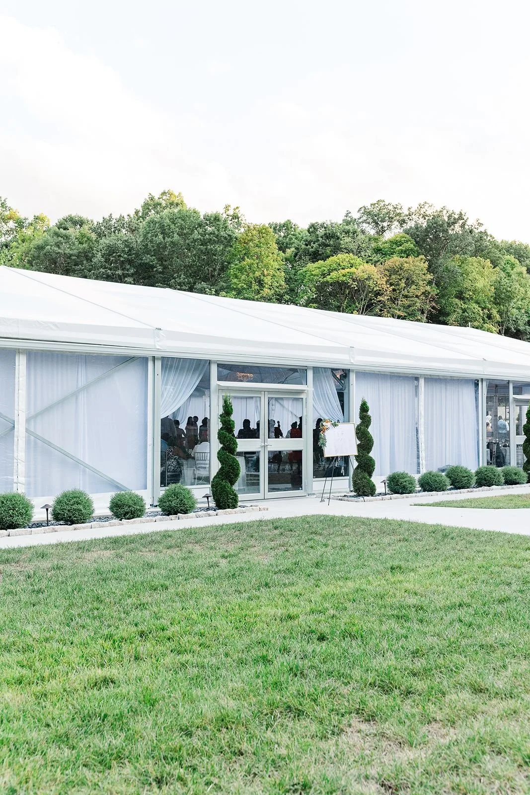knotting-hills-st-louis-venue.jpg