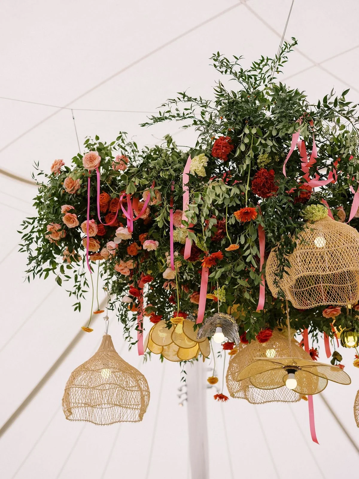 kansas-city-wedding-hanging-florals.jpg